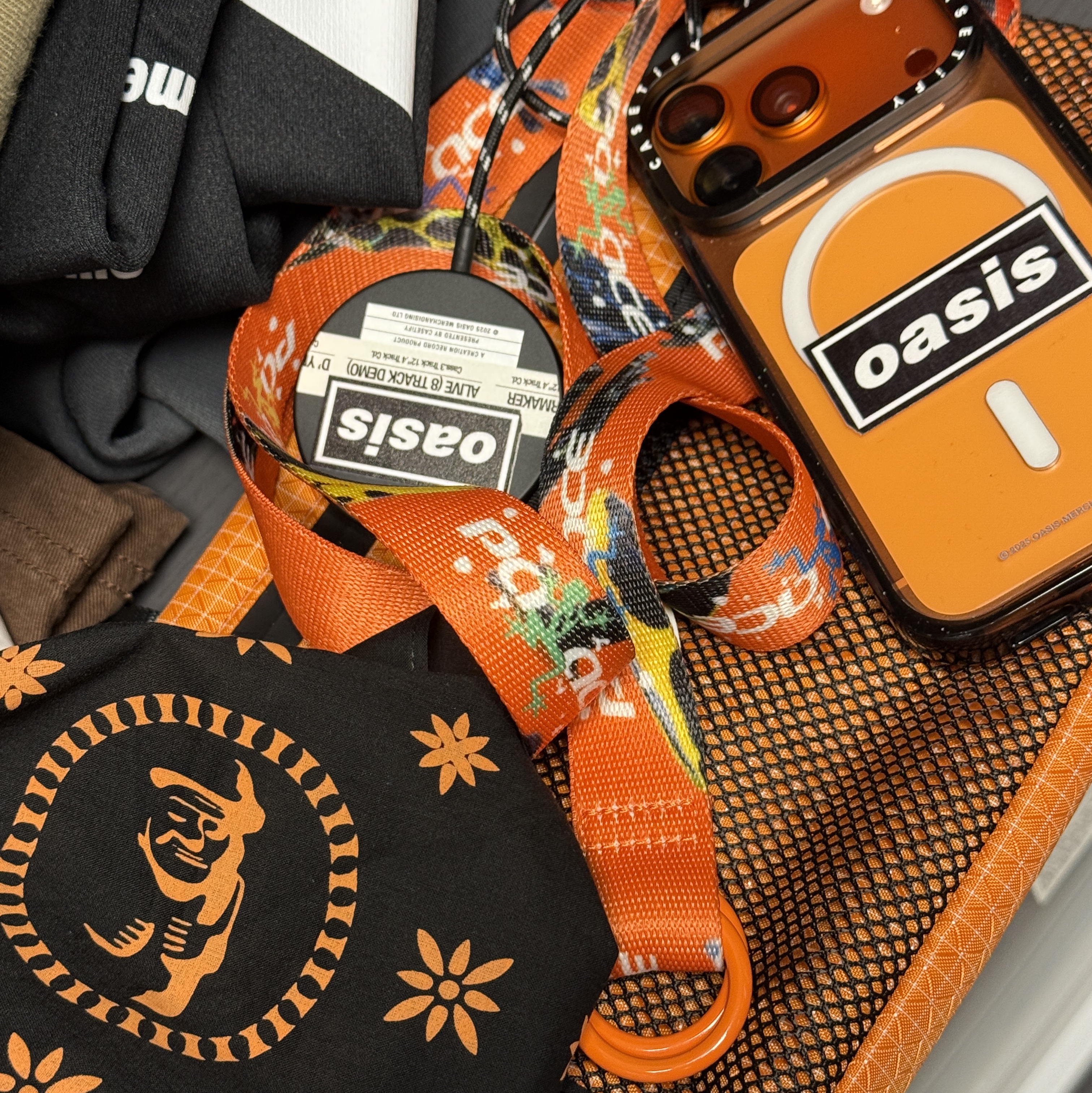 Palace Frogger Belt Orange Multi - 25FW 착용 스타일