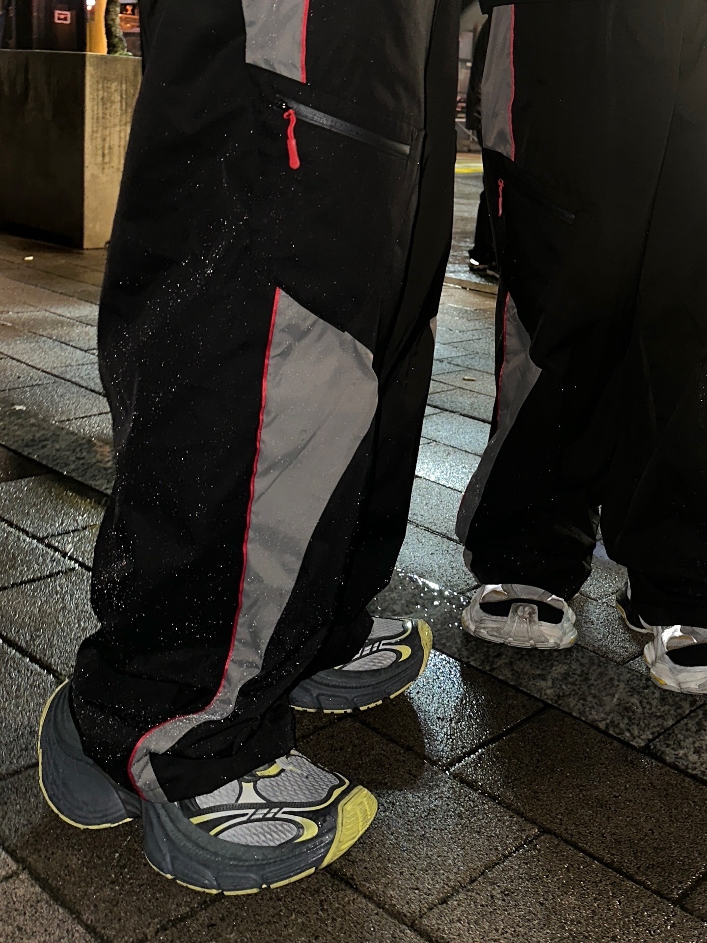Balenciaga Cargo Sneakers Grey Black Yellow, Balenciaga 10XL Sneakers Grey Yellow 착용 스타일 - 2