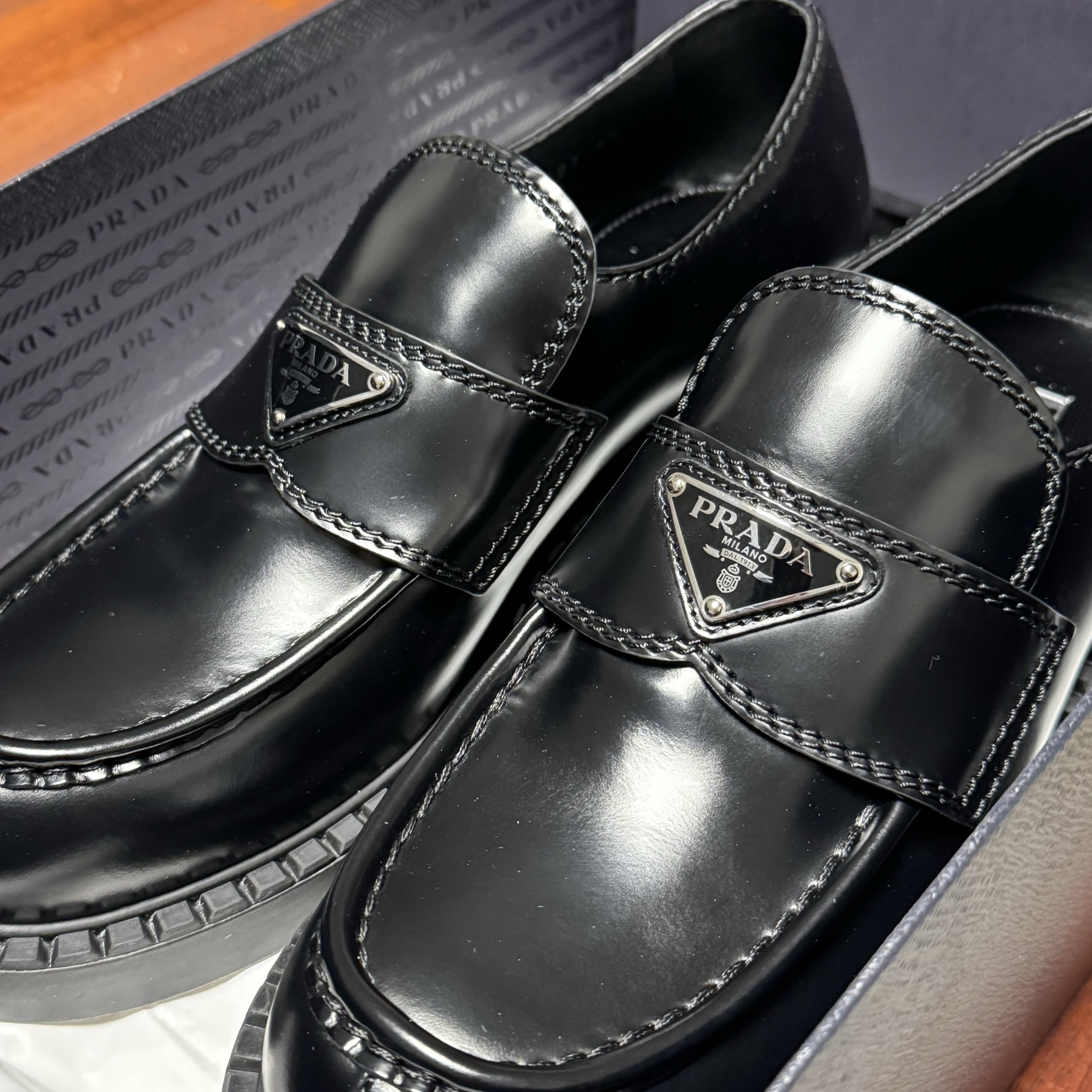 Prada Chocolate Brushed Leather Loafers Black 착용 스타일