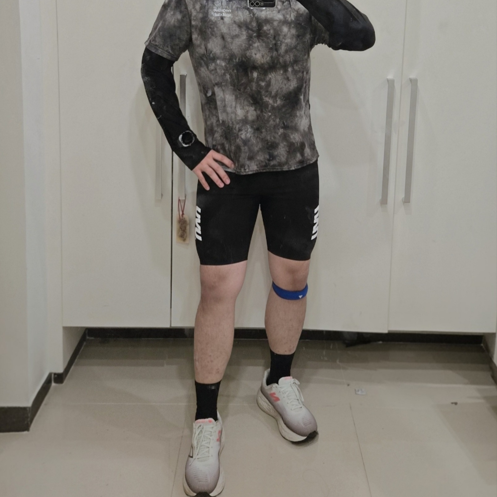 UVU Half Tight 2.0 Black 착용 스타일