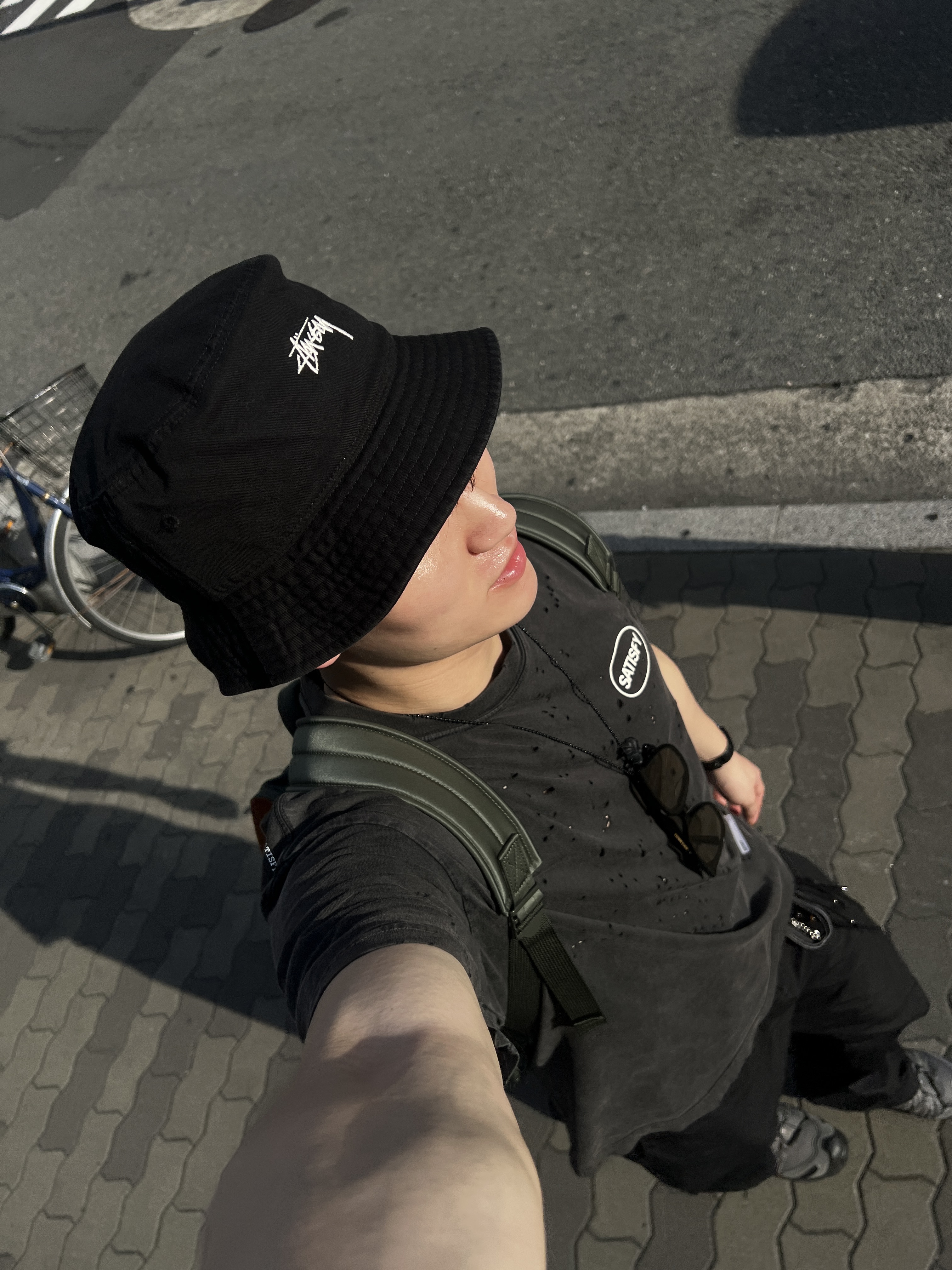 Stussy Stock Bucket Hat Black 착용 스타일 - 2