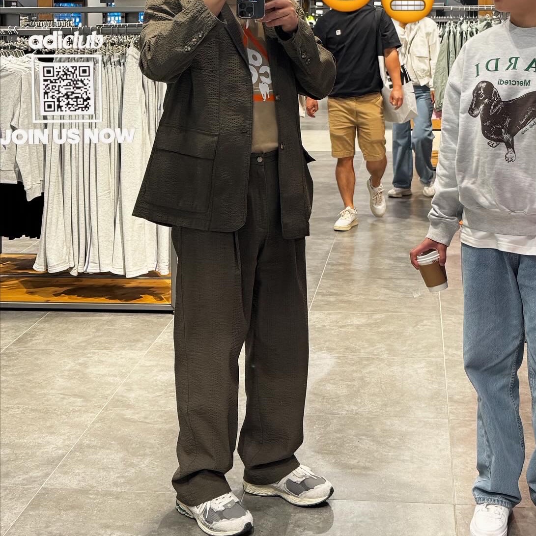New Balance 2002R Protection Pack Rain Cloud, Nike ACG Dri-Fit Dog Sled T-Shirt Summit White - Asia 착용 스타일