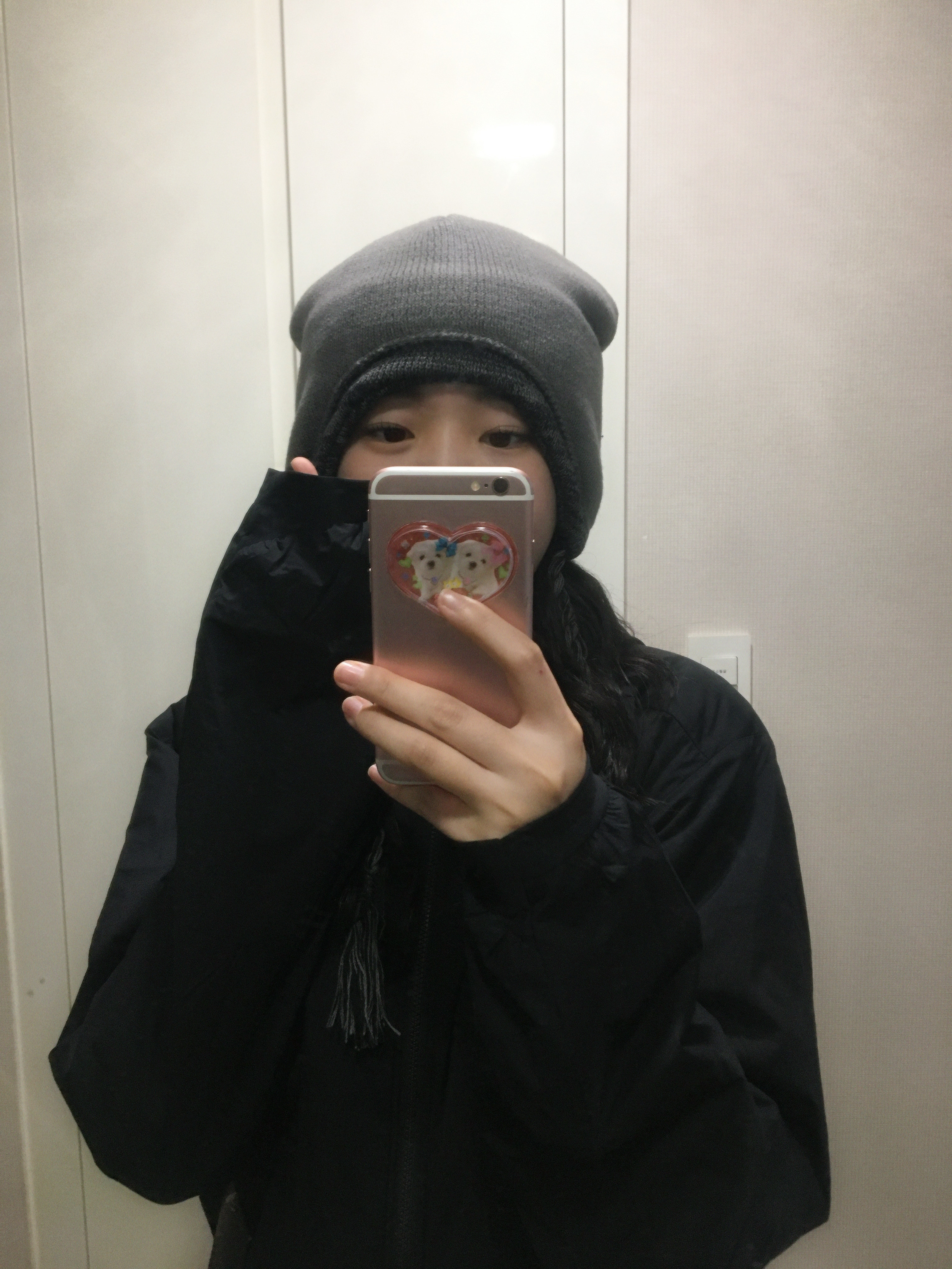 COYSEIO Double Trooper Beanie Cocoa 착용 스타일