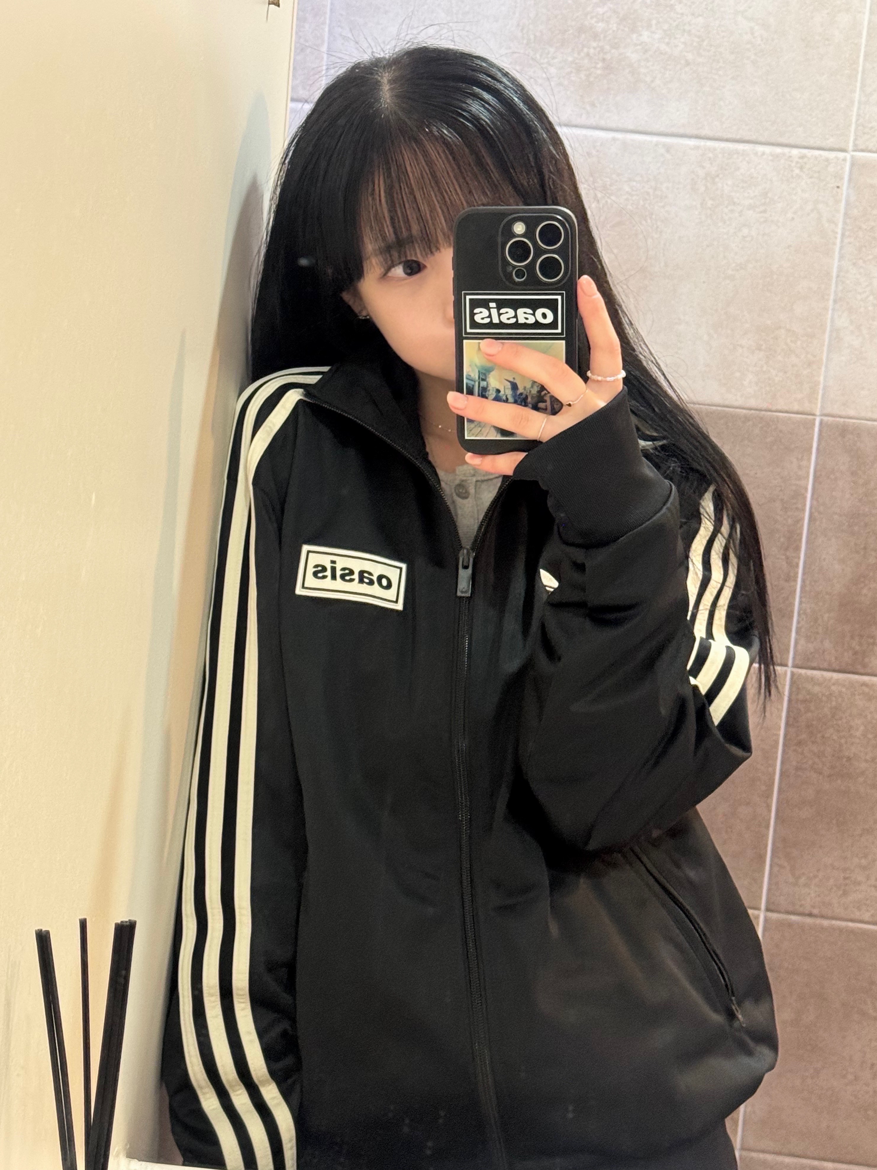 Adidas x Oasis Tour Firebird Track Top Black - US Sizing 착용 스타일 - 2