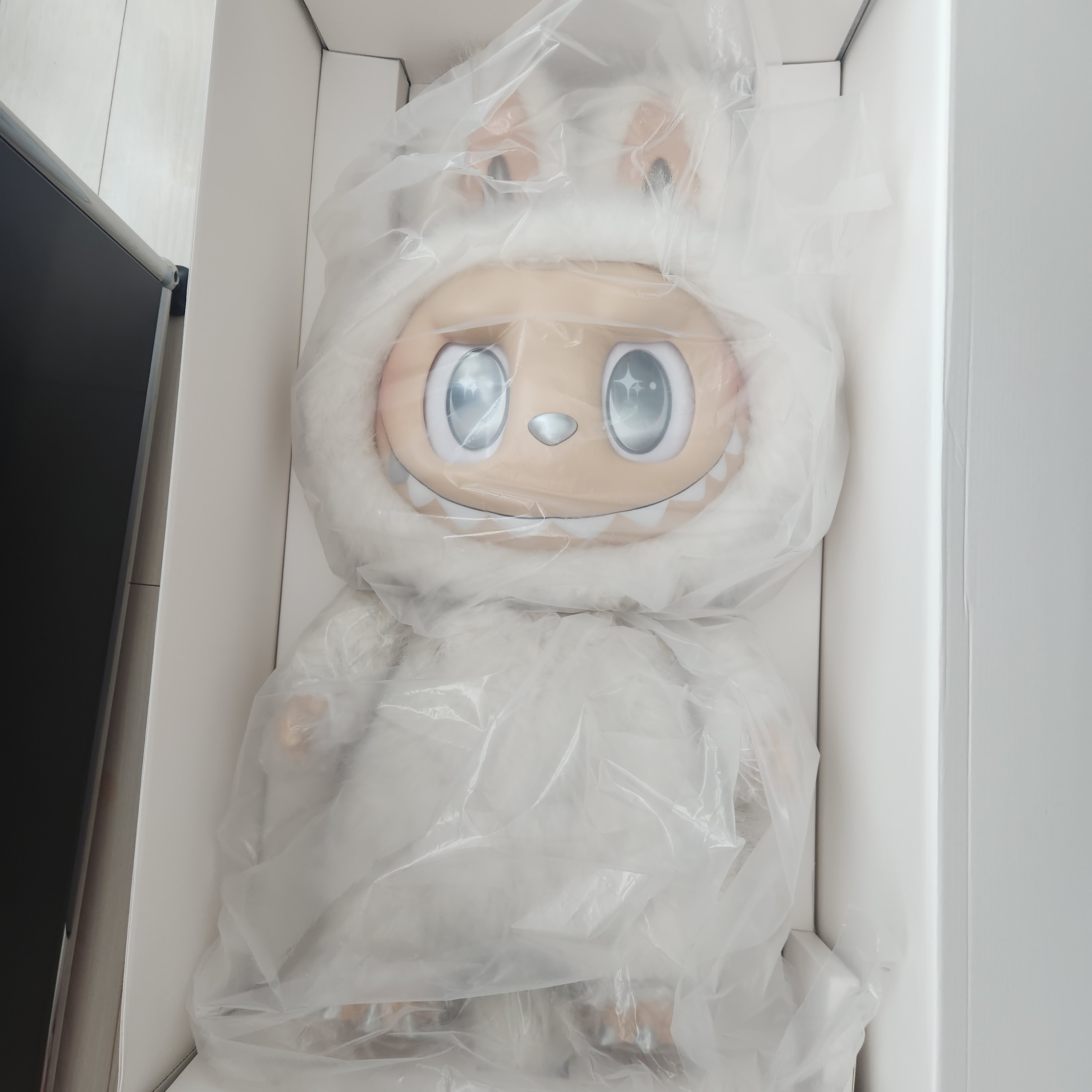 Pop Mart The Monsters Zimomo Angel In Clouds Vinyl Face Doll 착용 스타일