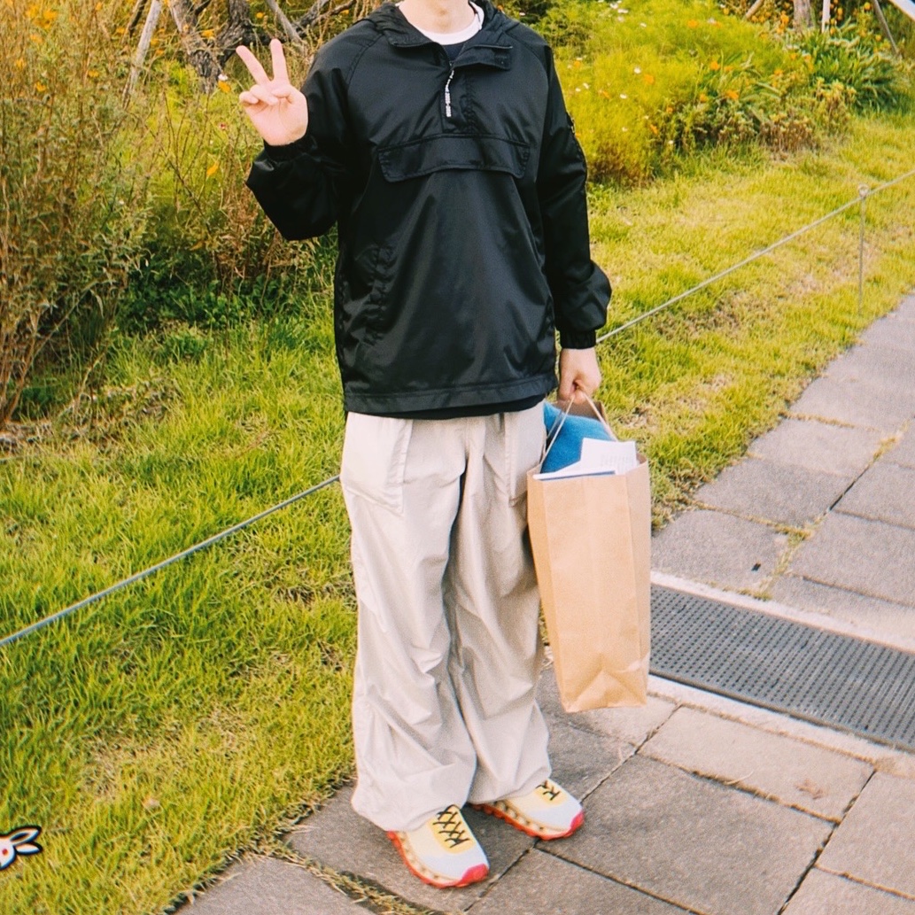 (W) Zara x And Wander Water Repellent Trousers Light Mint Green, Camper x Sunnei Pelotissima Sneakers Multi 착용 스타일
