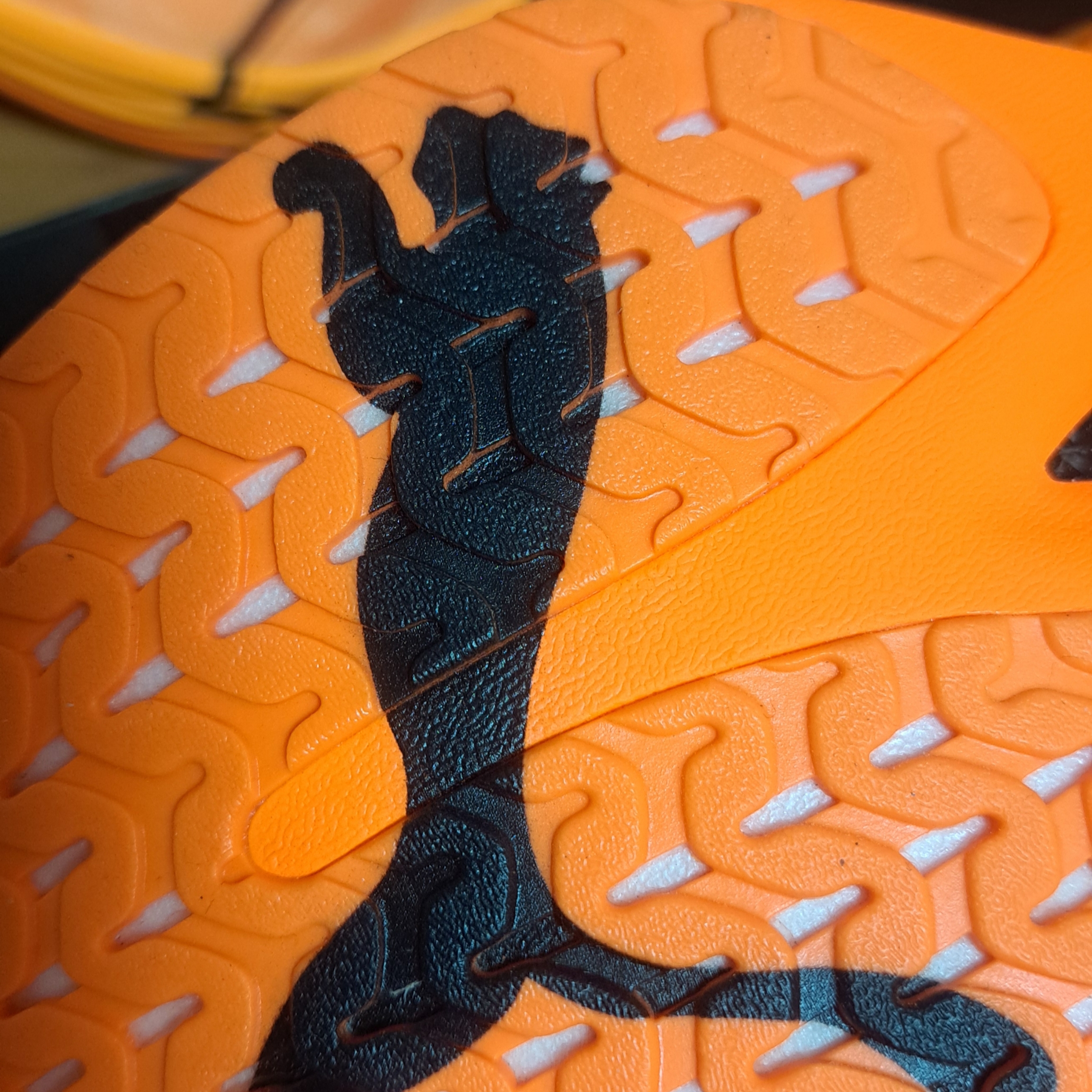 Puma Deviate Nitro Elite 3 Heat Fire Black 착용 스타일 - 4