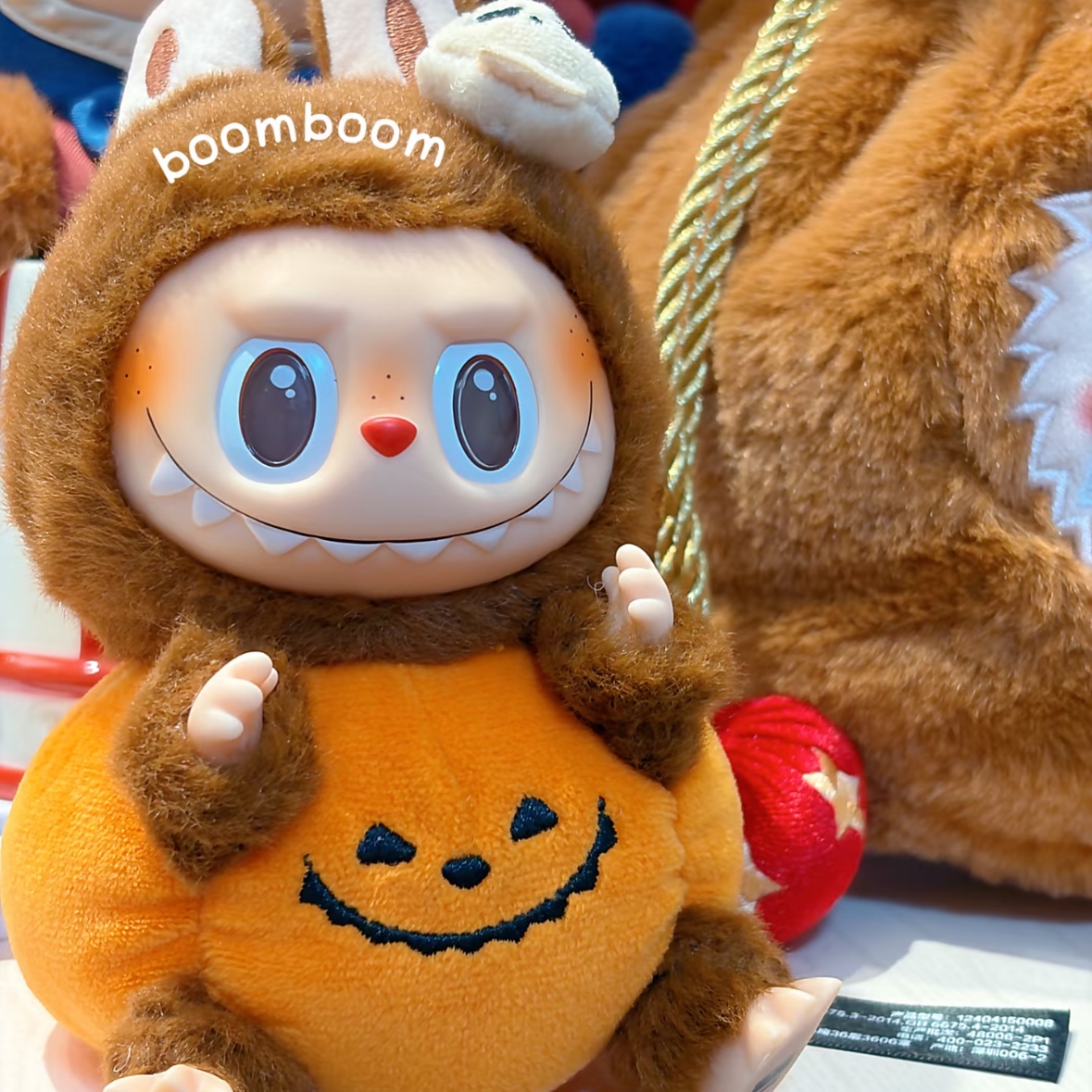 Pop Mart Labubu Halloween Party Series Pumpkin Toy Keyring, Pop Mart Labubu Why So Serious Series Labubu Candy Pouch 착용 스타일