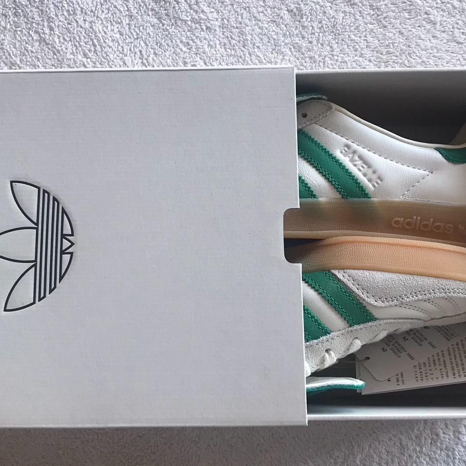 Adidas x Foot Industry Gazelle Indoor Off White Green 착용 스타일