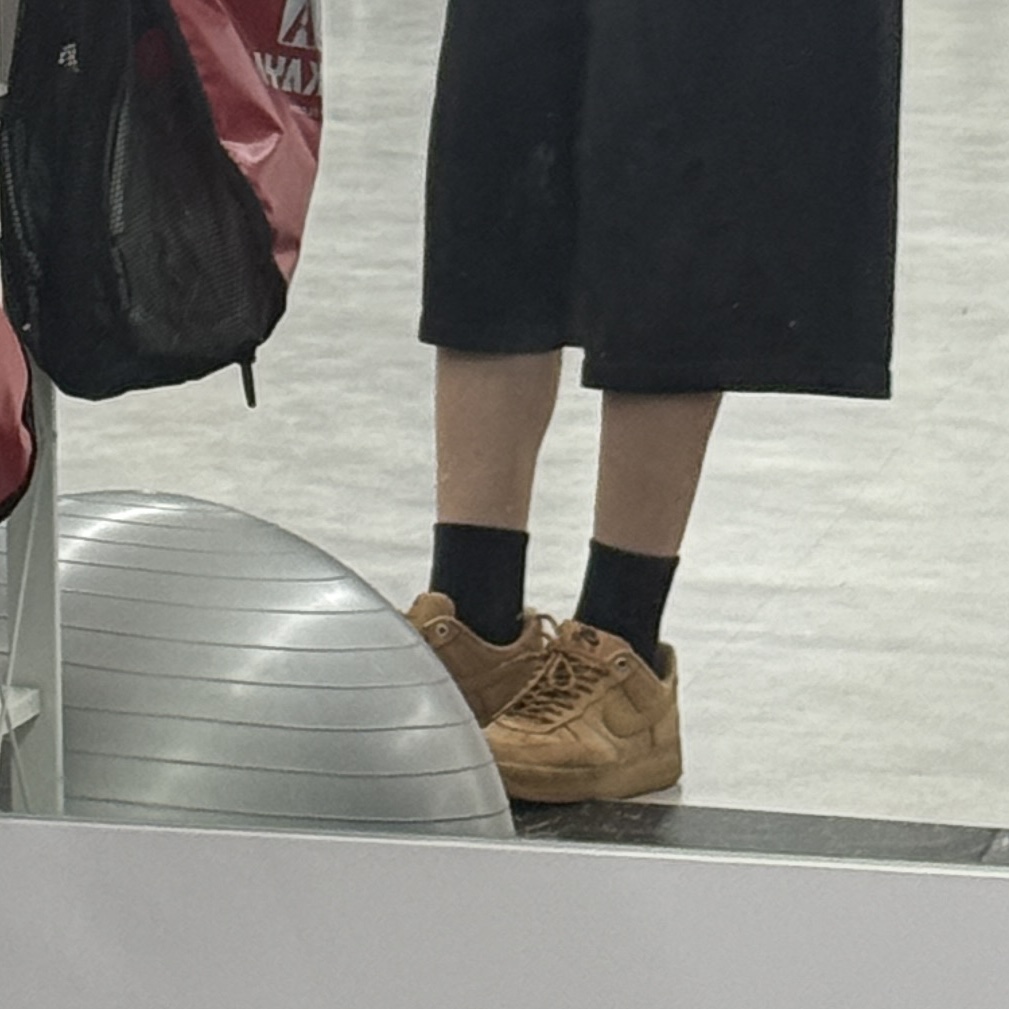 Nike Air Force 1 '07 WB Flax 착용 스타일