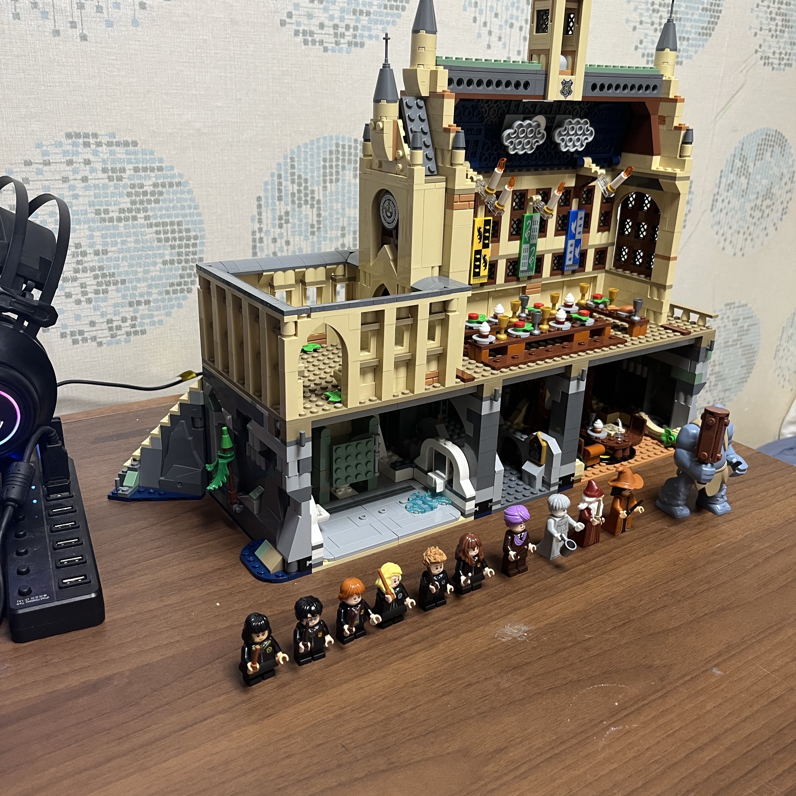 Lego Harry Potter Hogwarts Castle: The Great Hall 착용 스타일