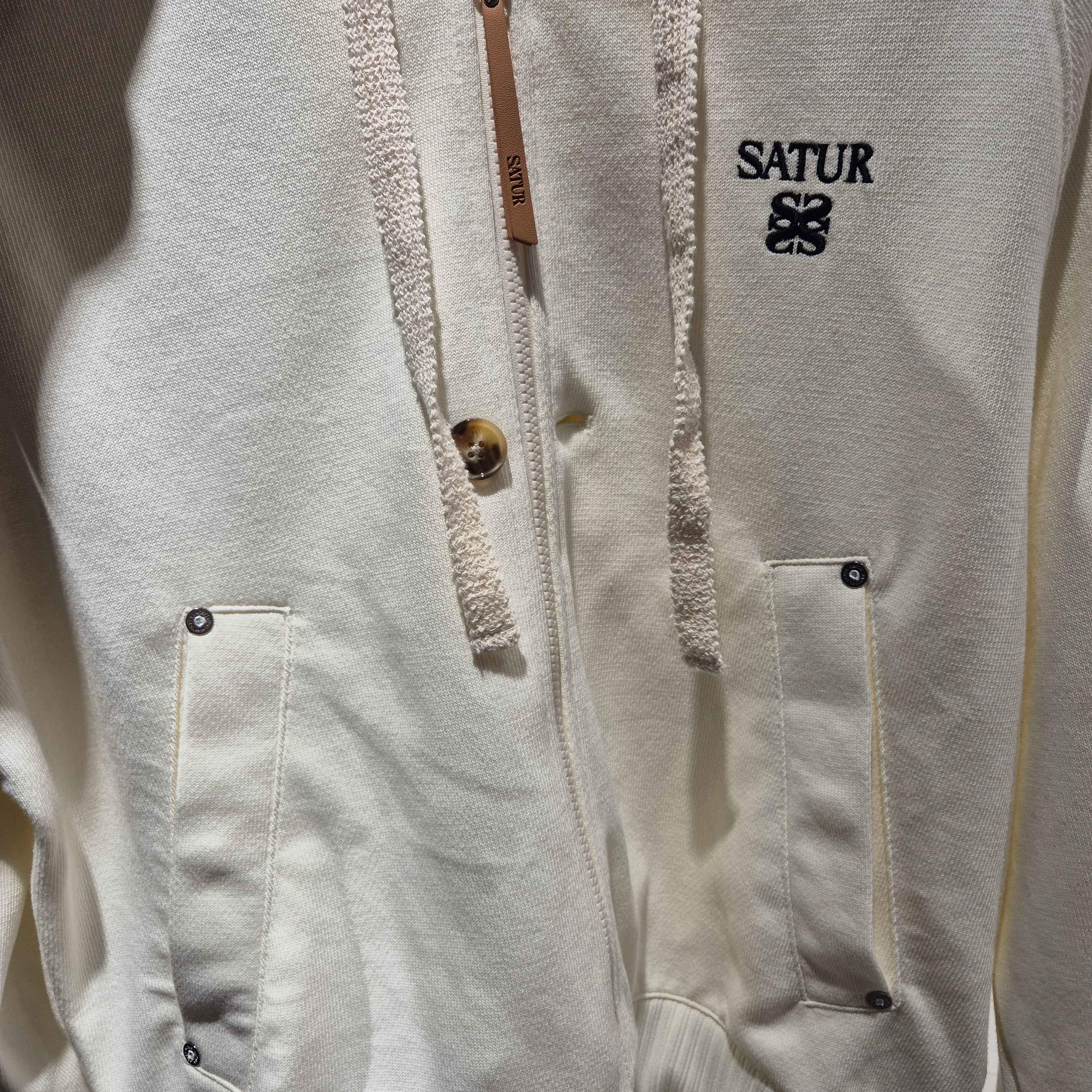 SATUR Teo Cotton All Day Hood Zip-up Melange Ivory 착용 스타일