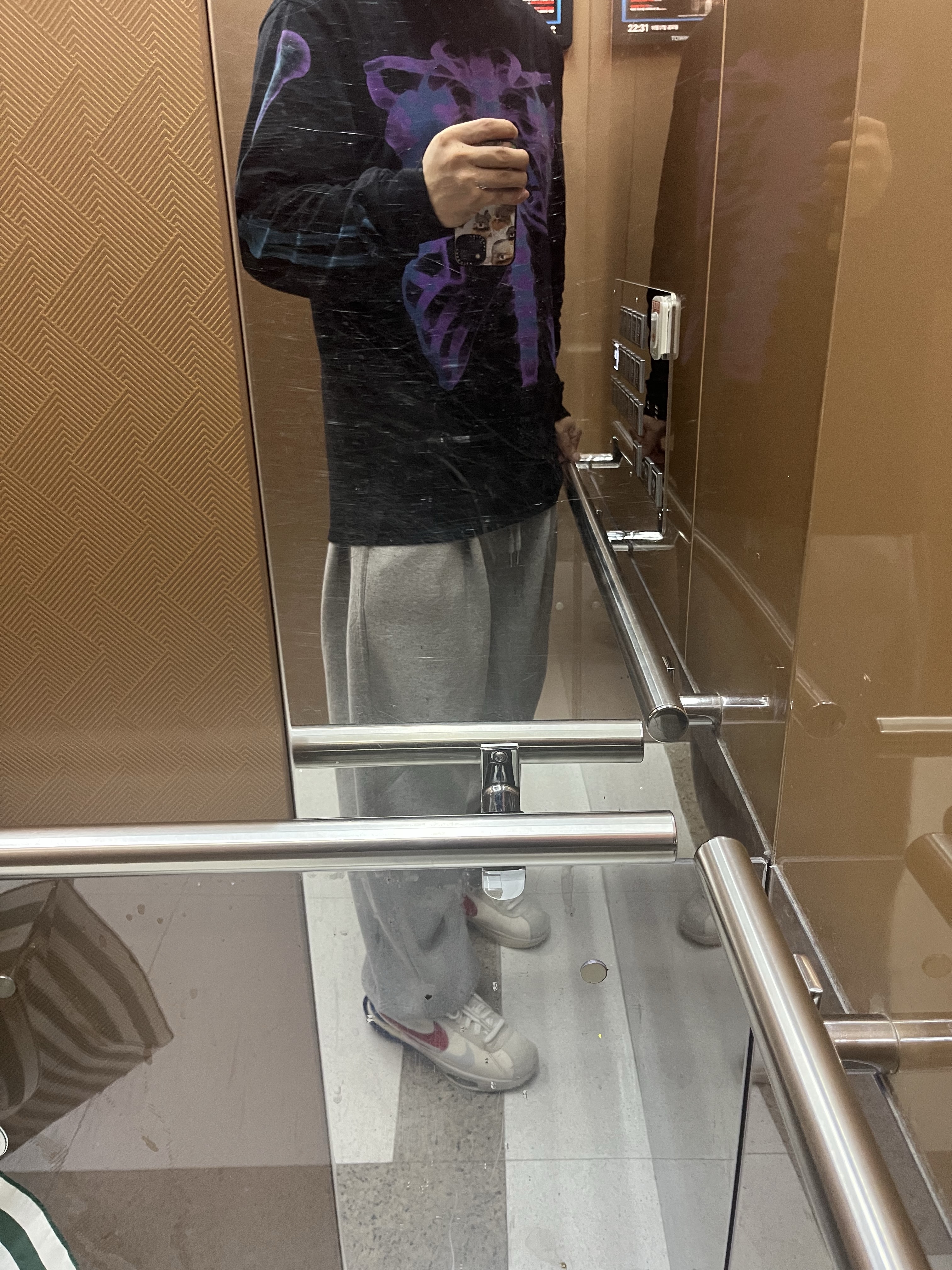Undermycar Mu.03 Anti Fxxking Logo Play Oversized Sweat Jogger Melange Gray, Stussy Rib Cage LS T-Shirt Black 착용 스타일