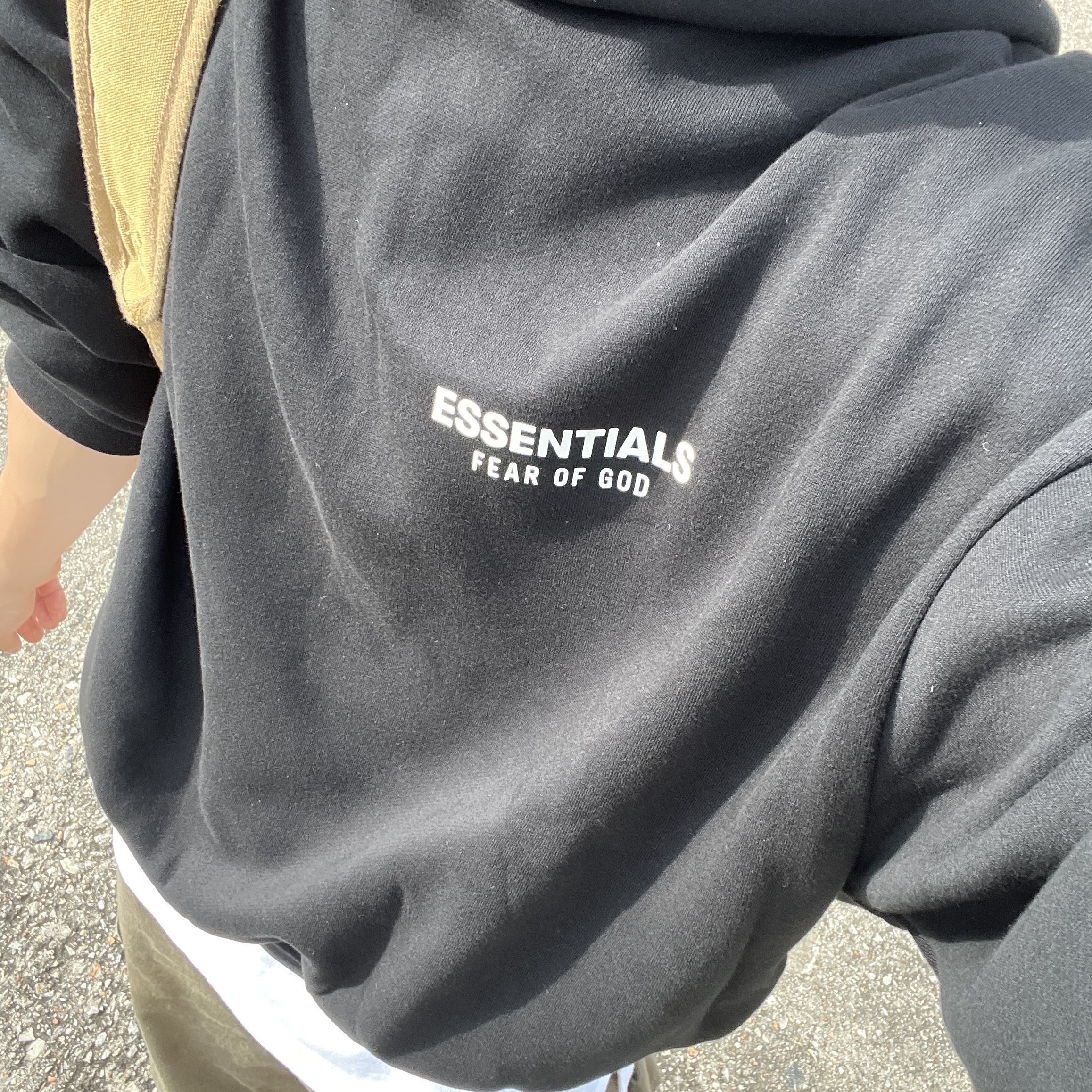 Essentials Fleece Hoodie Black - 24FW 착용 스타일