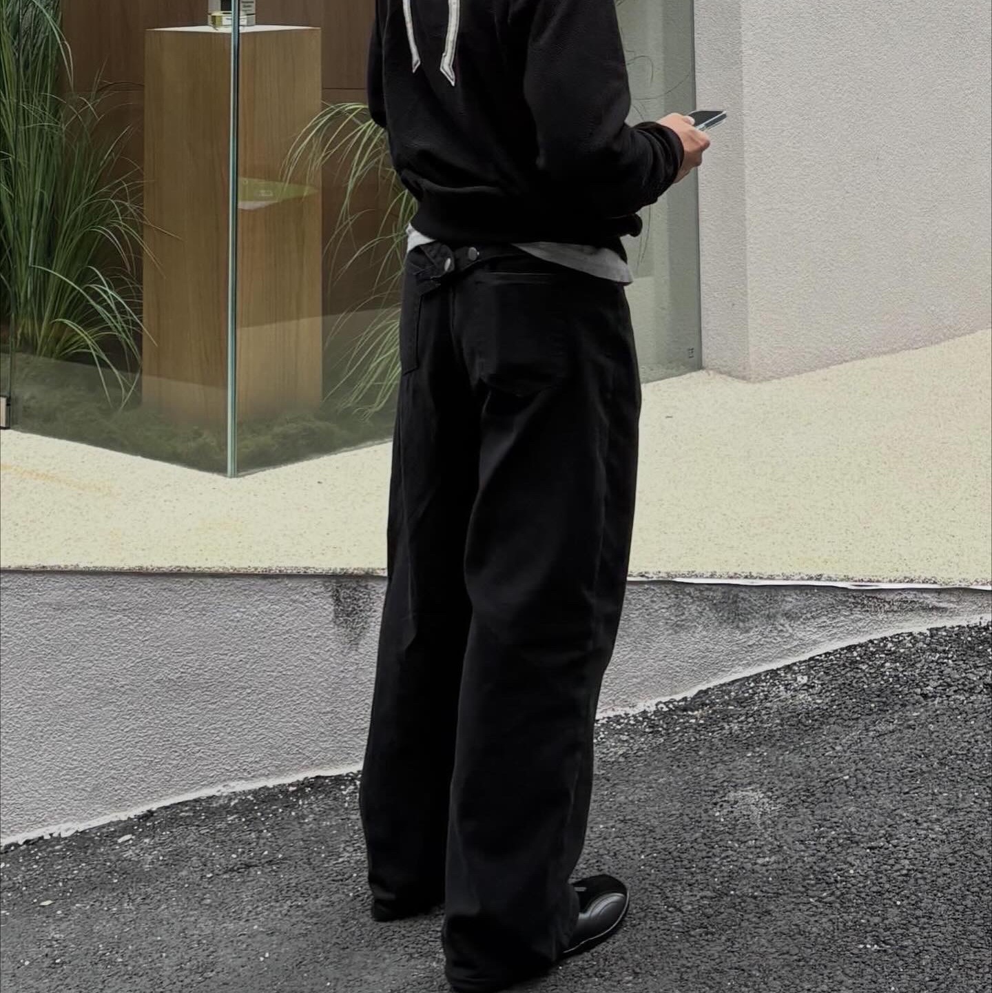 Pemont Square Black 착용 스타일 - 2