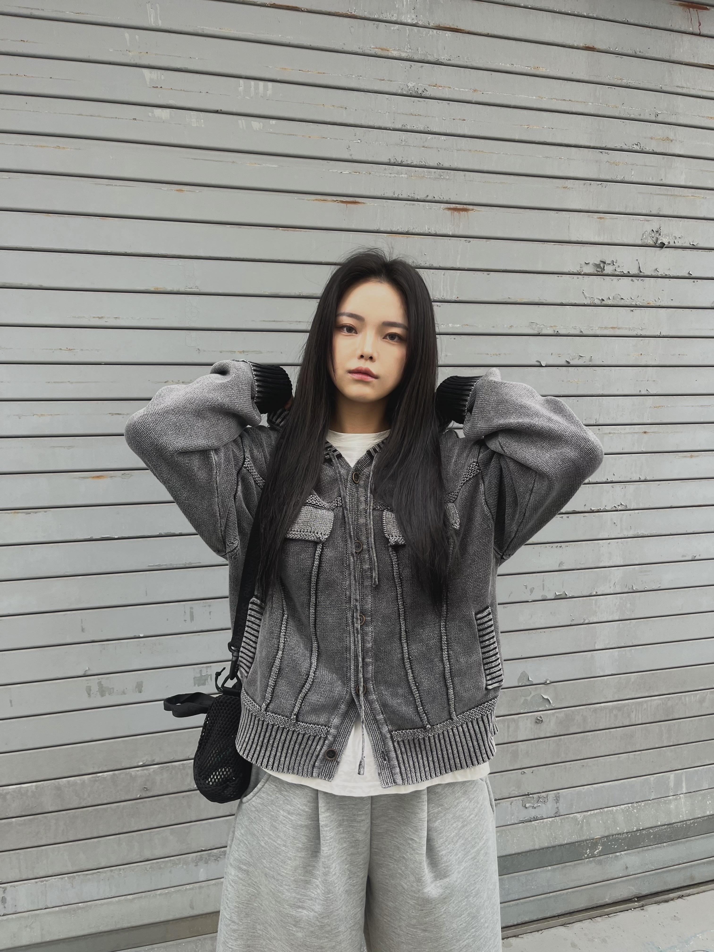 Balenciaga Circuit Sneaker White Silver, Supreme Mesh Mini Duffle Bag Black - 25SS 착용 스타일 - 4