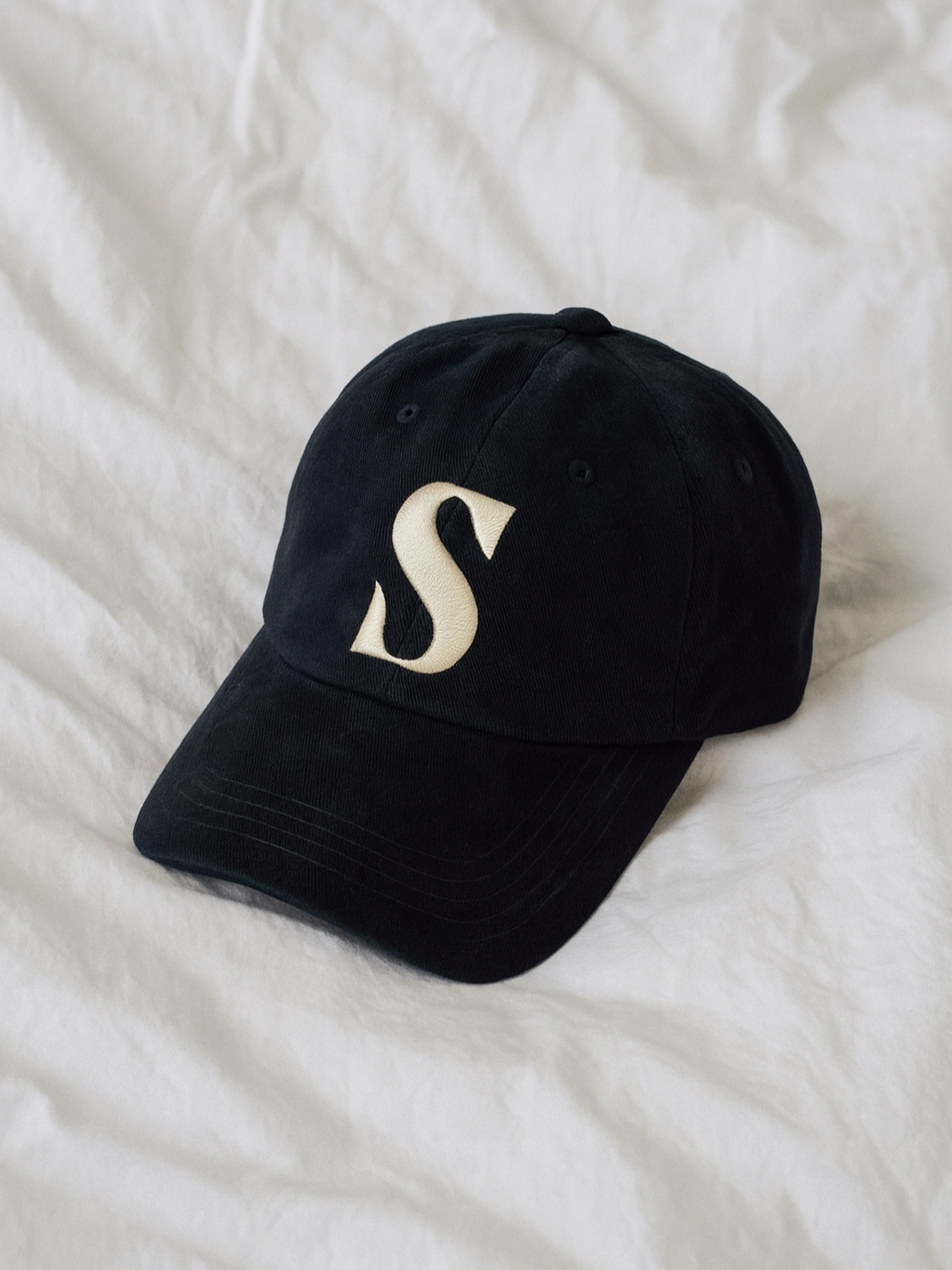 SATUR Vintage Casual Ball Cap Navy 착용 스타일