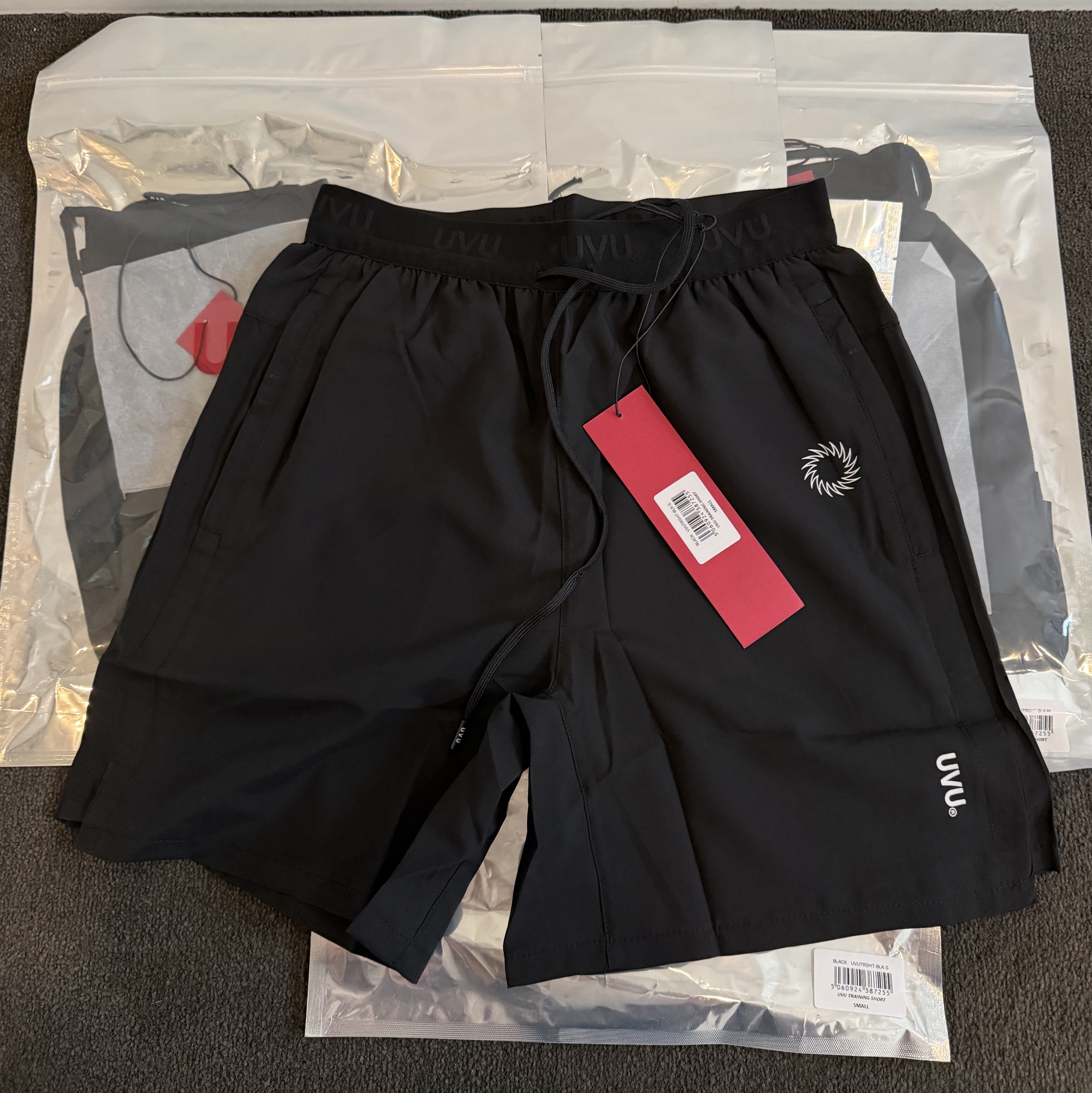 UVU Training Shorts Black 착용 스타일