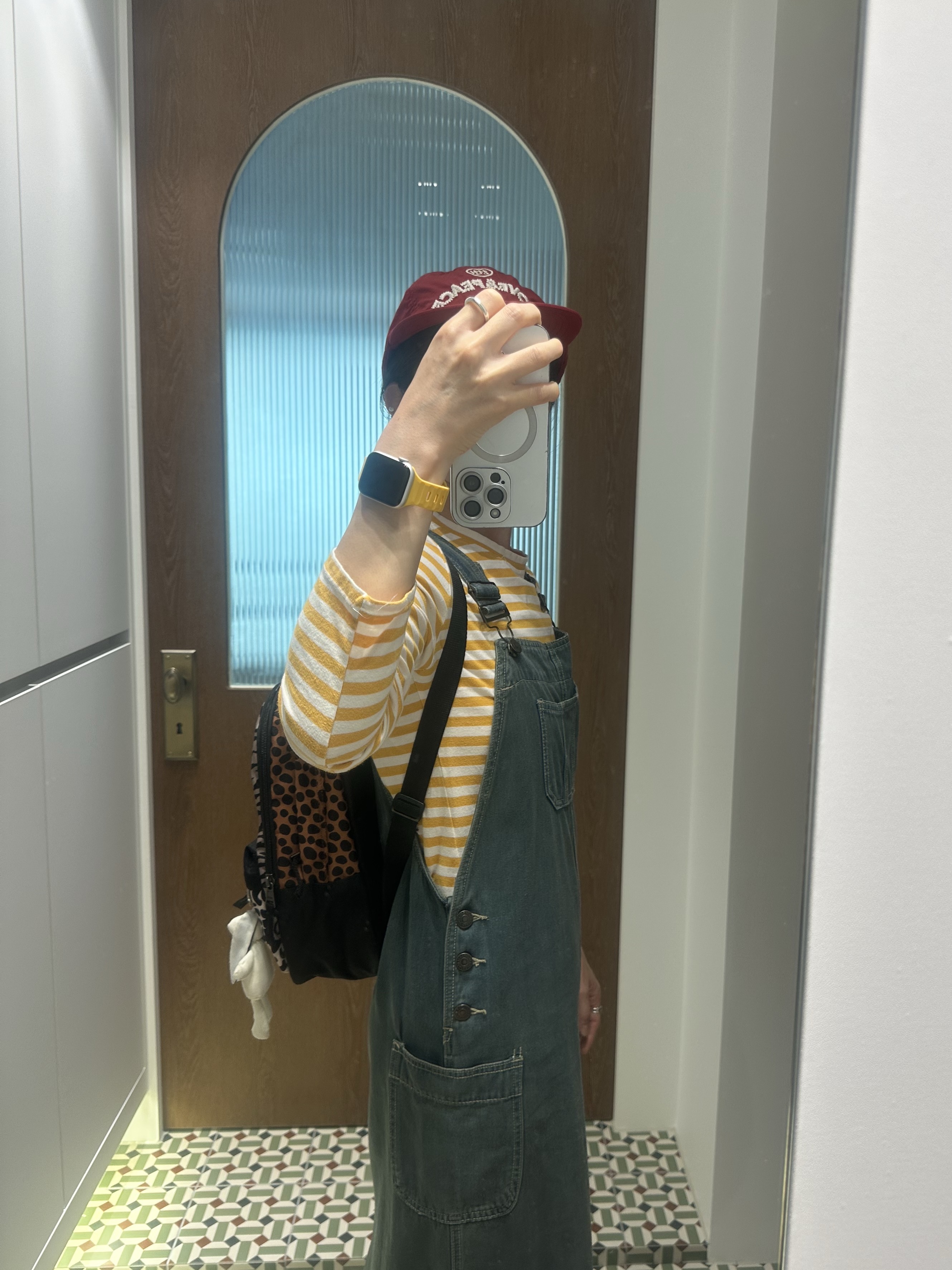 Vans Authentic Red 착용 스타일 - 3