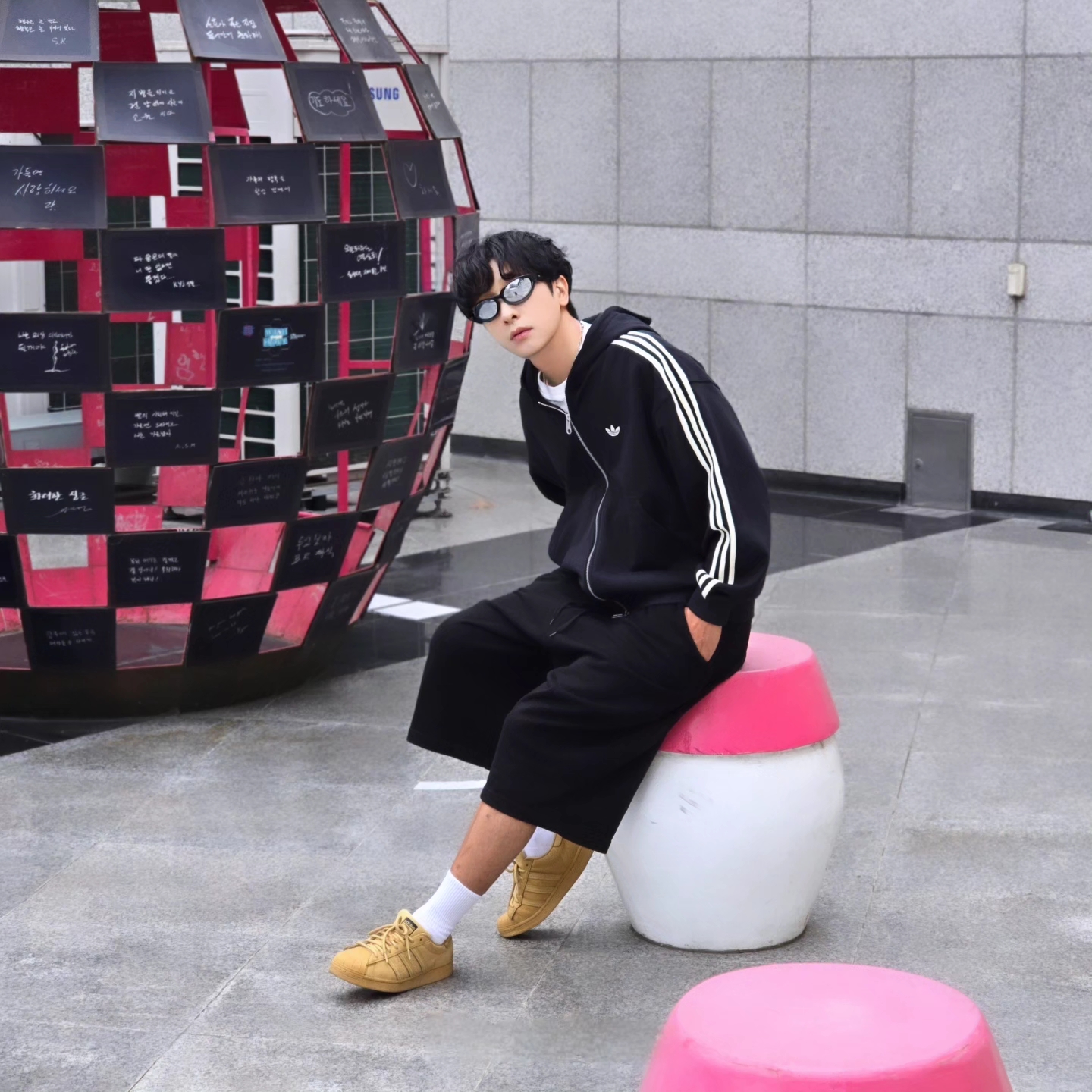 Adidas 3-Stripes Full-Zip Hoodie Black Cream White - KR Sizing, Adidas 3-Stripes Full-Zip Hoodie Black Cream White - US Sizing 착용 스타일 - 6