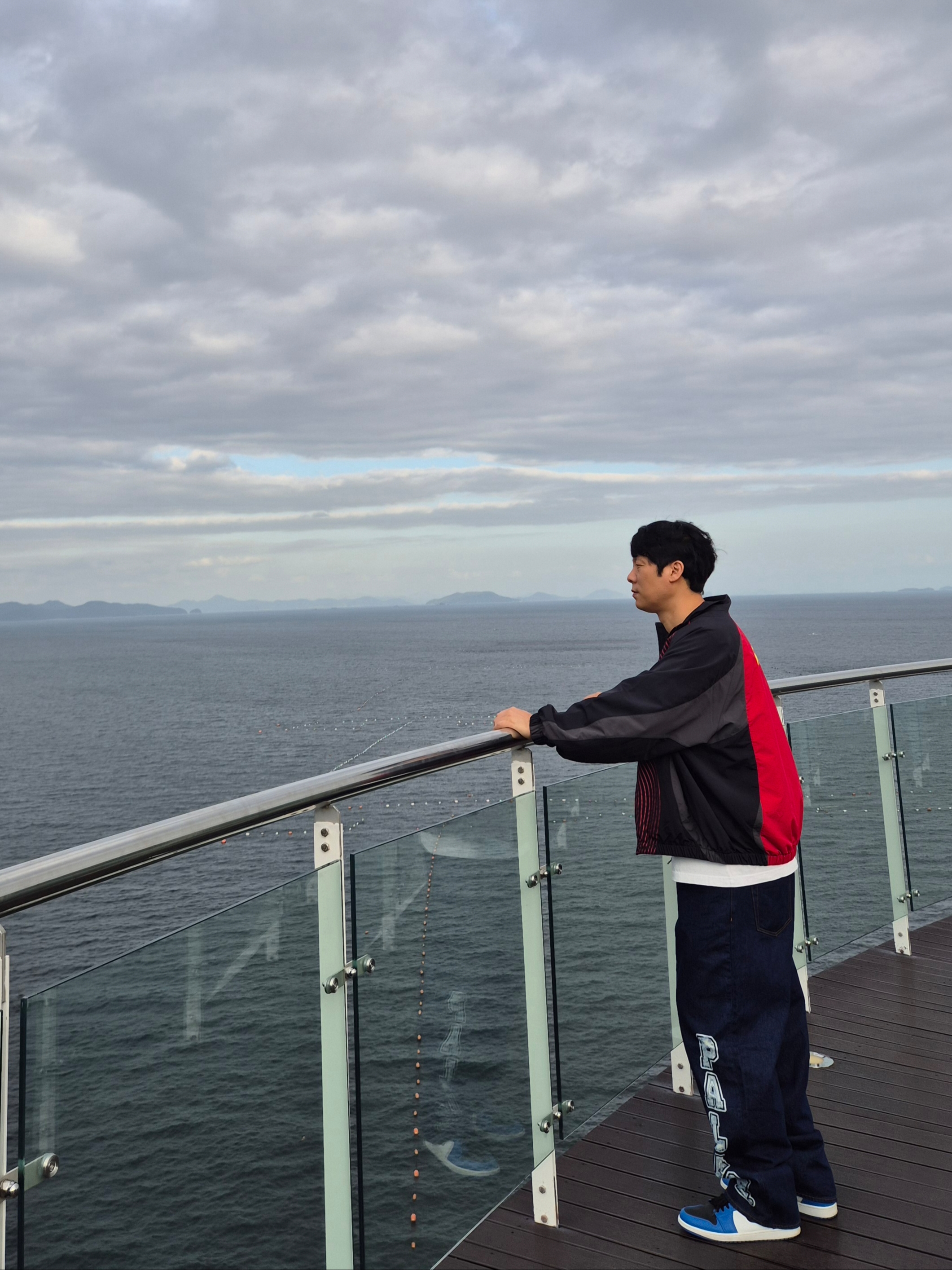 Supreme S Logo Track Jacket Black - 24FW, Palace P90 College Stress Baggy Jean Indigo Wash - 24FW 착용 스타일 - 5