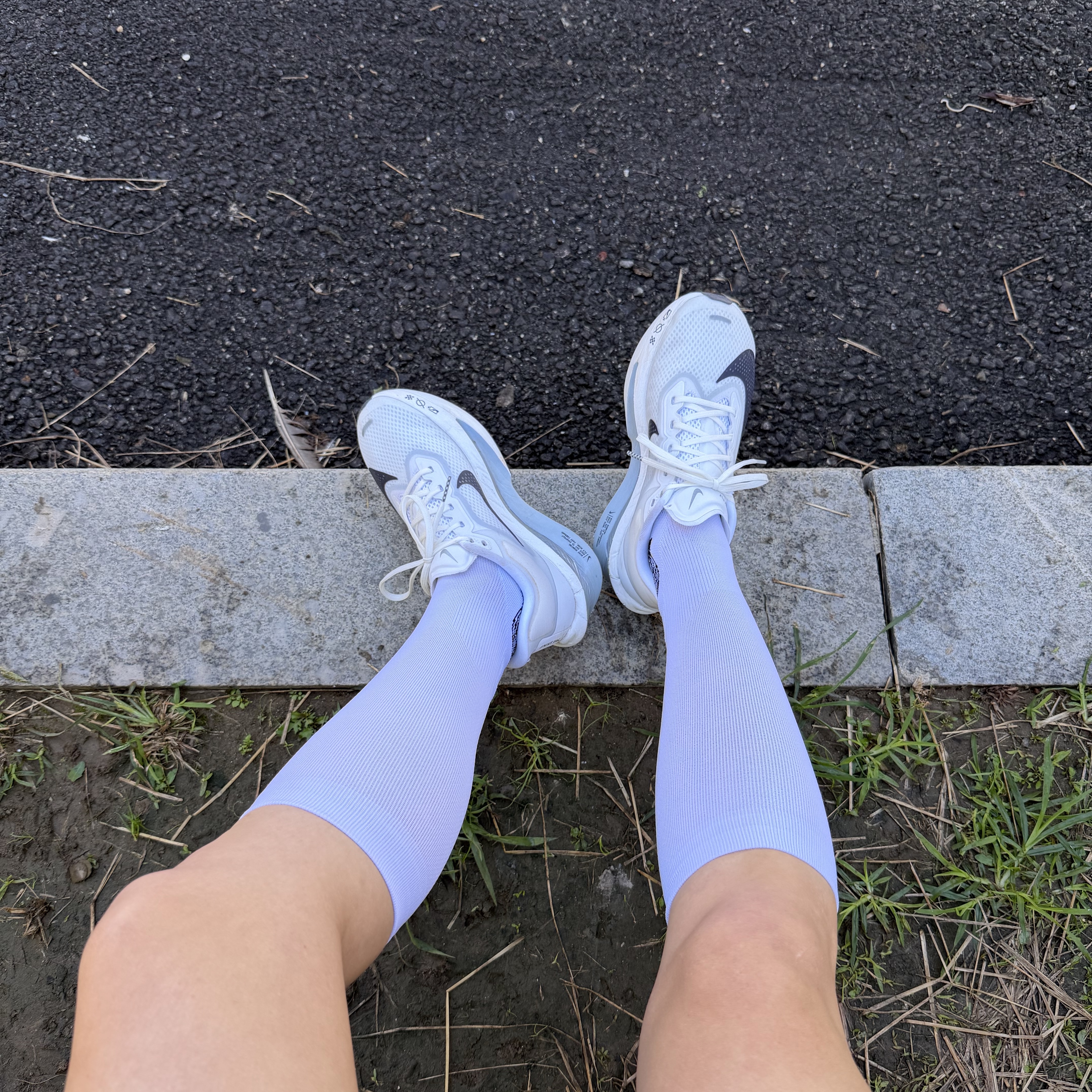 (W) Nike Zoom Fly 6 Road Racing White Pure Platinum 착용 스타일 - 2