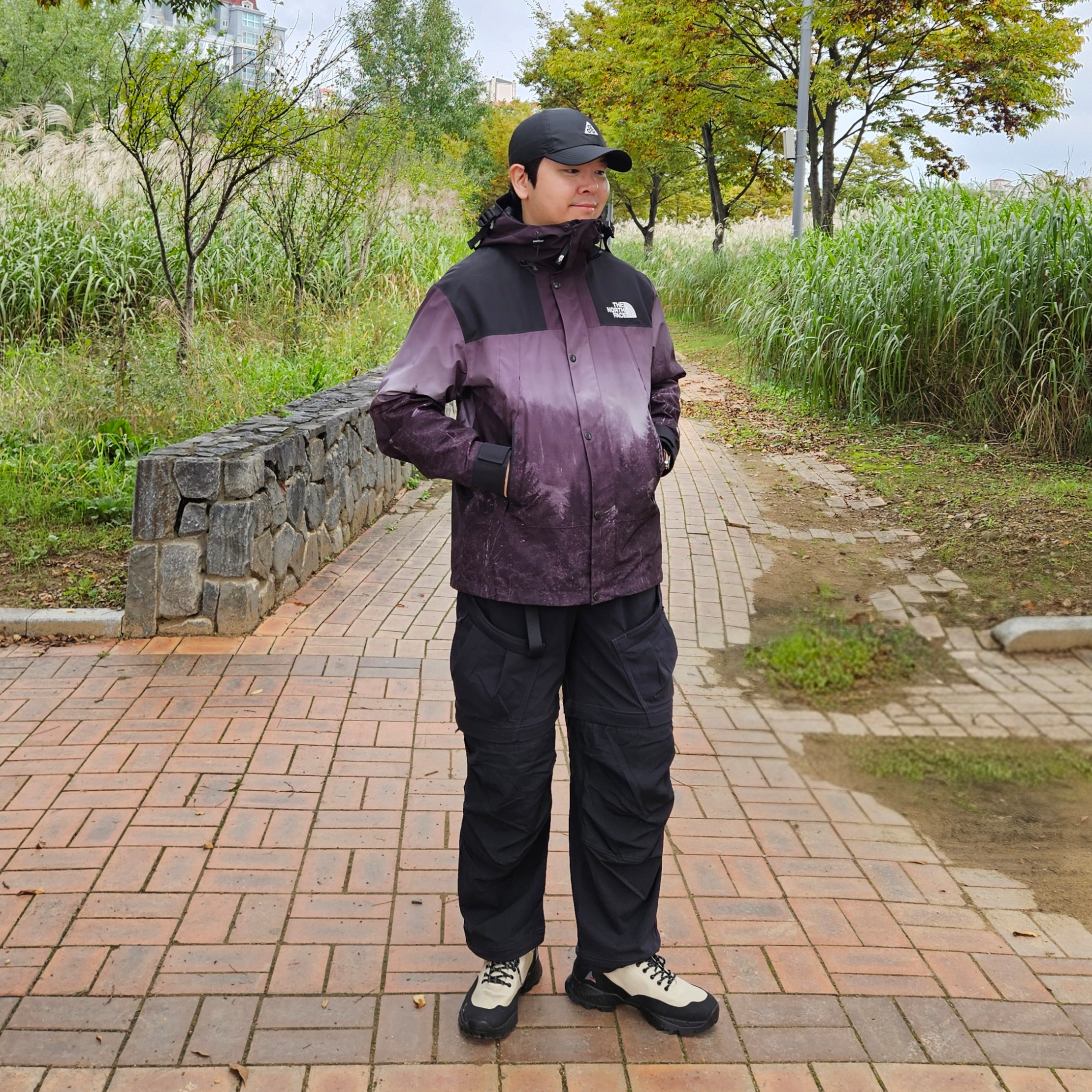 Roa Hiking Neal Sand, Nike ACG Smith Summit Cargo Pants Black - Asia 착용 스타일 - 1
