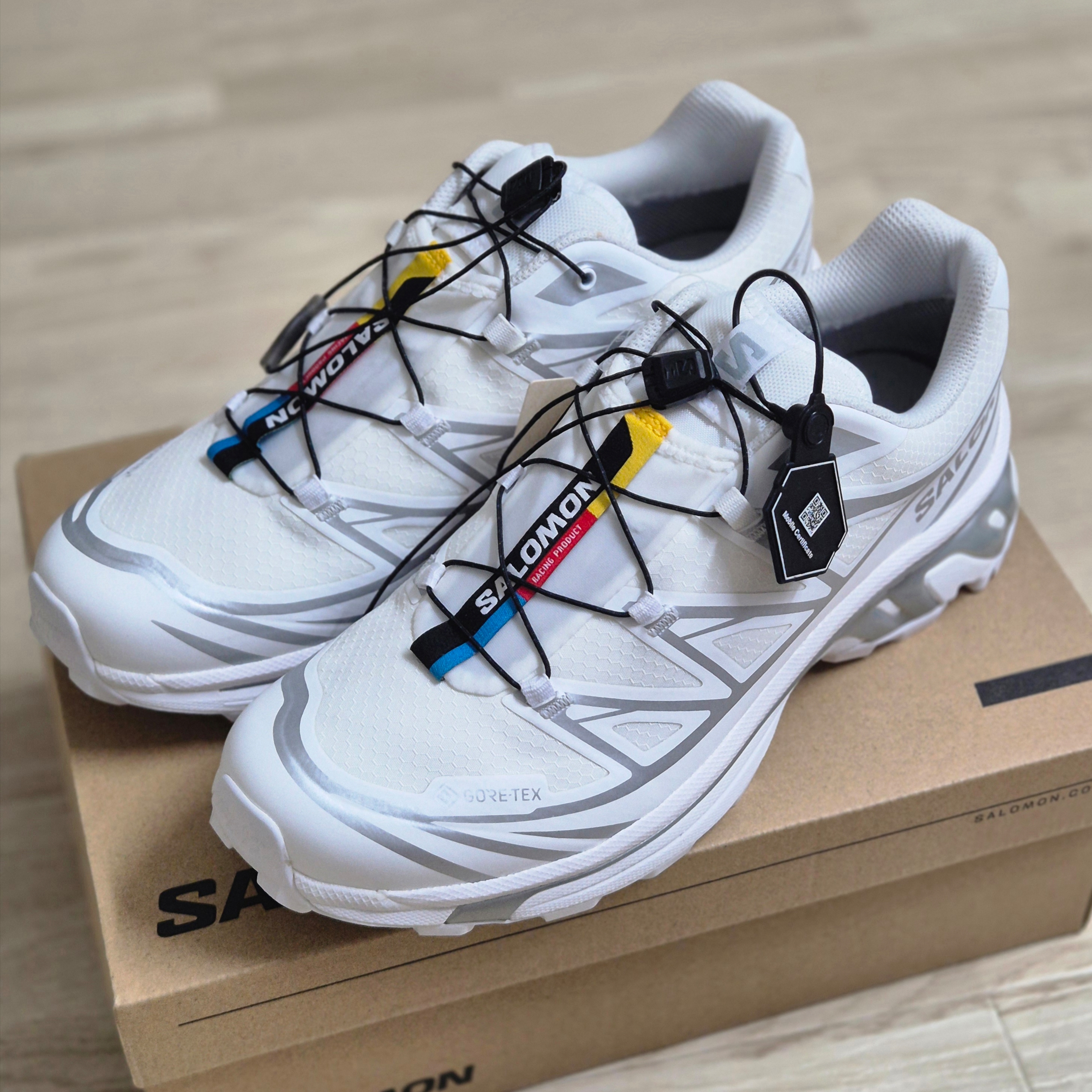 Salomon XT-6 Gore-Tex White Silver 착용 스타일 - 1