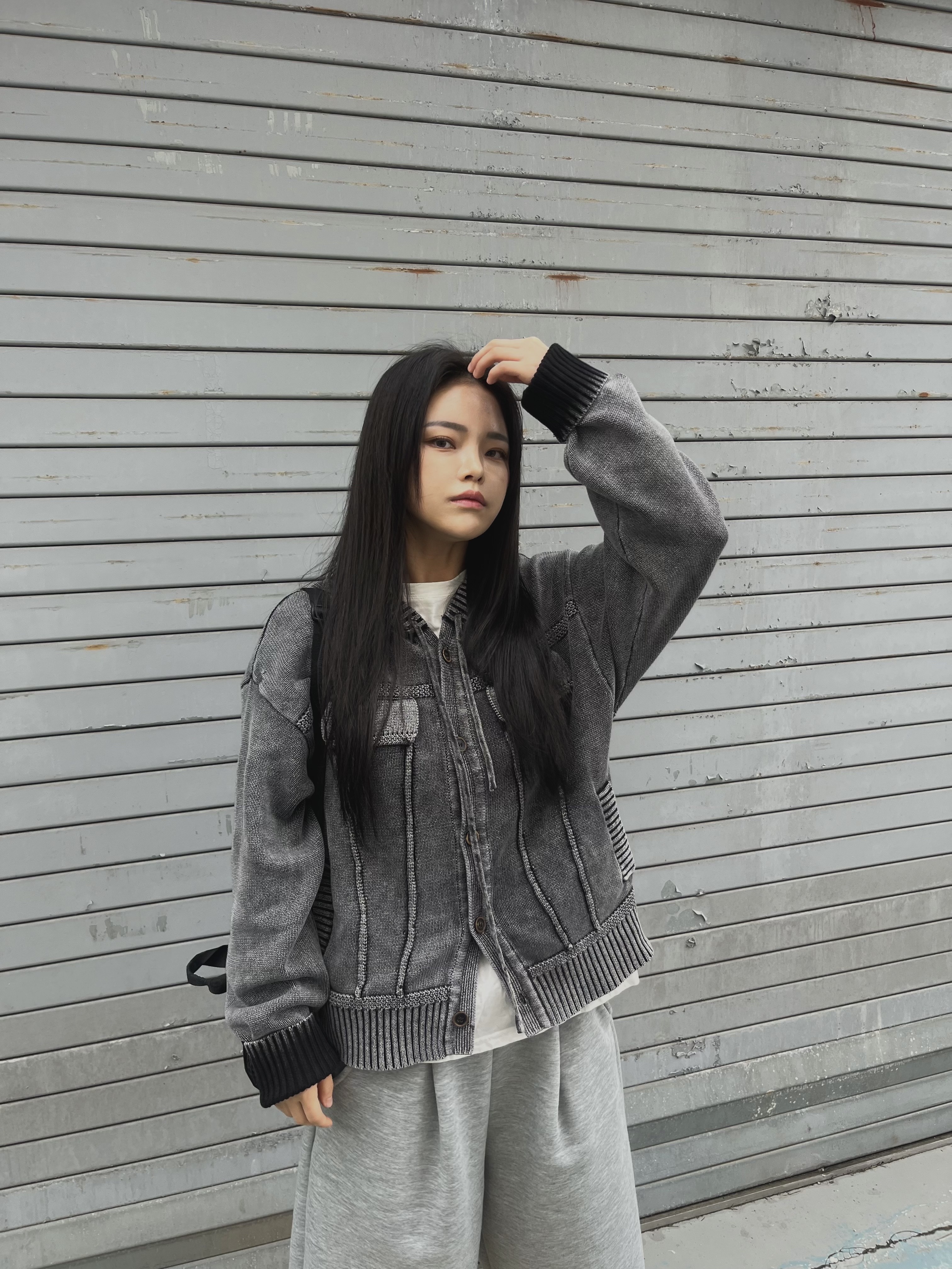 Balenciaga Circuit Sneaker White Silver, Supreme Mesh Mini Duffle Bag Black - 25SS 착용 스타일 - 5