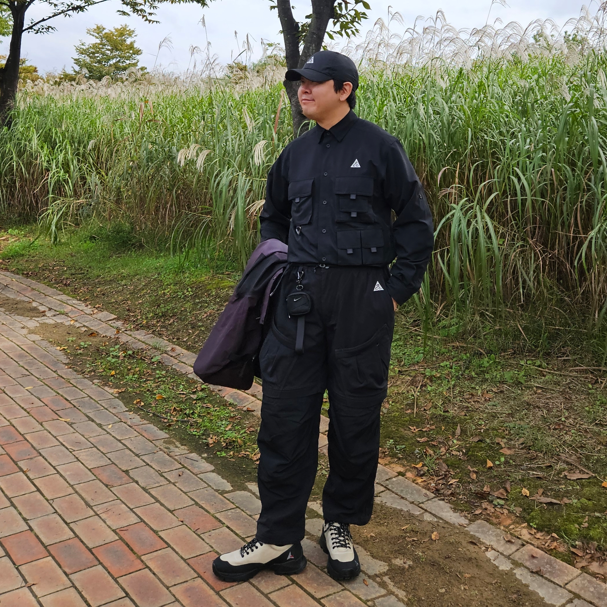 Roa Hiking Neal Sand, Nike ACG Smith Summit Cargo Pants Black - Asia 착용 스타일 - 3