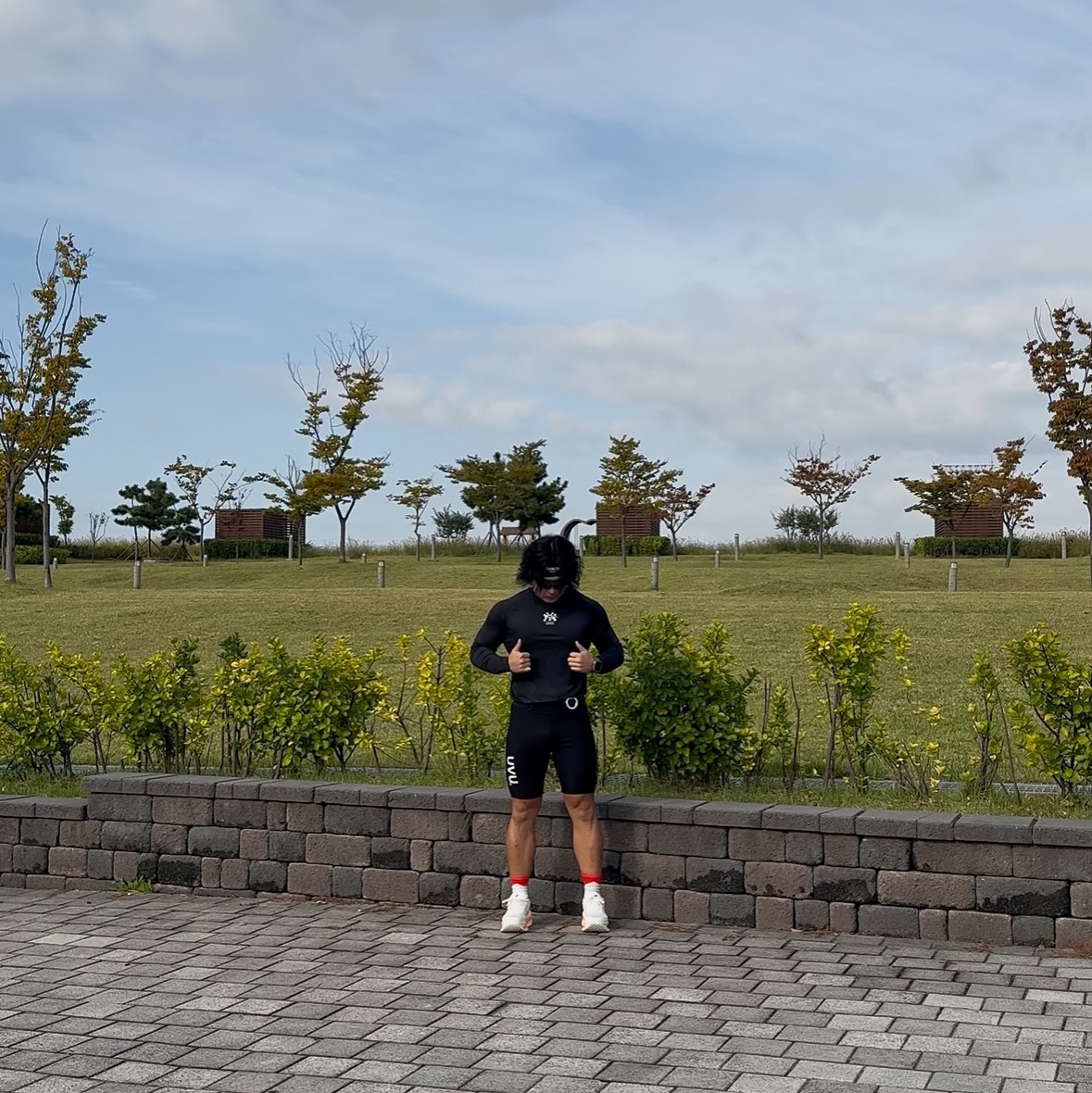 UVU x Gleason's Gym L/S Training Top Black, UVU Half Tight 2.0 Black 착용 스타일 - 3