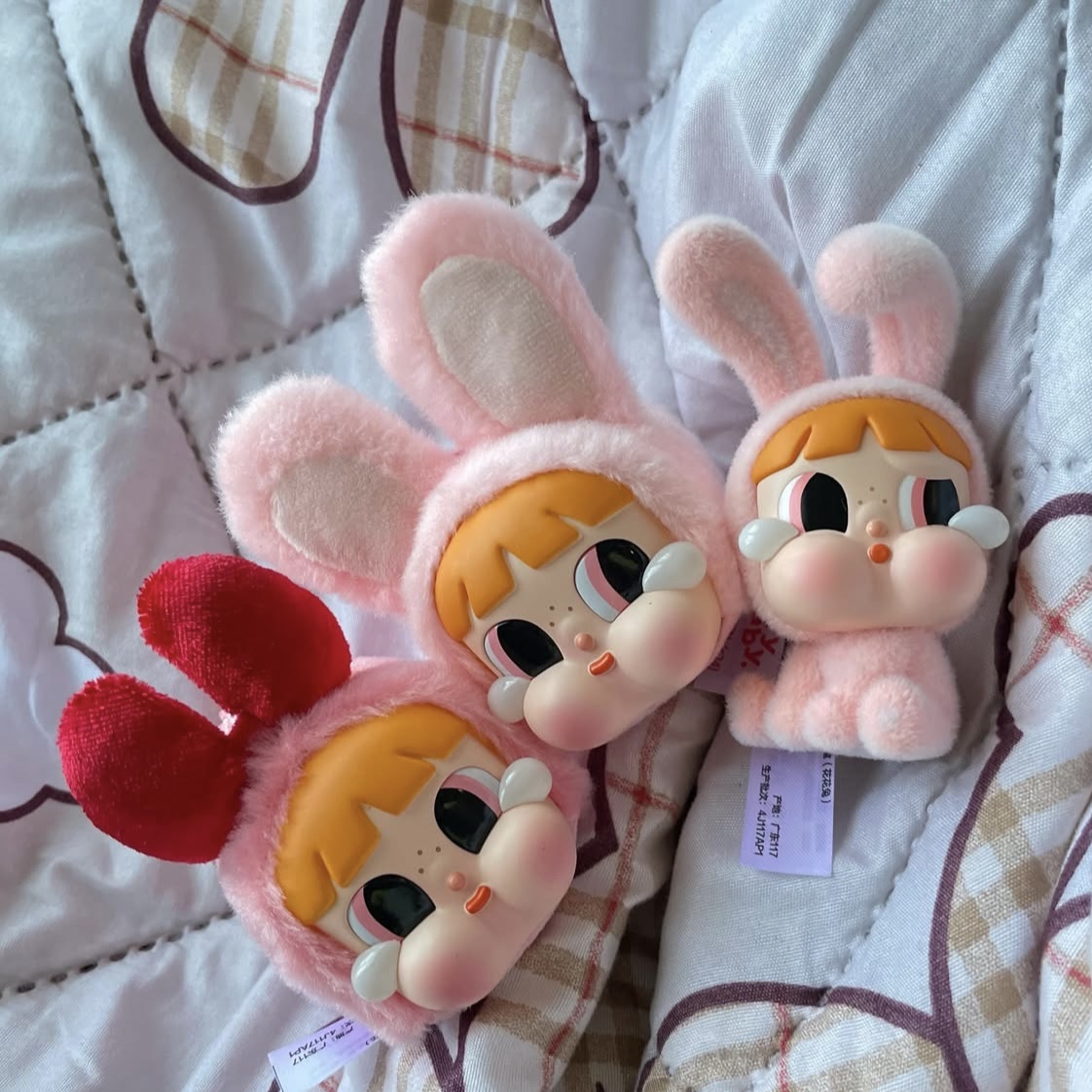Pop Mart Crybaby x Powerpuff Girls Series Keyring Bunny Blossom (Opened Case) 착용 스타일