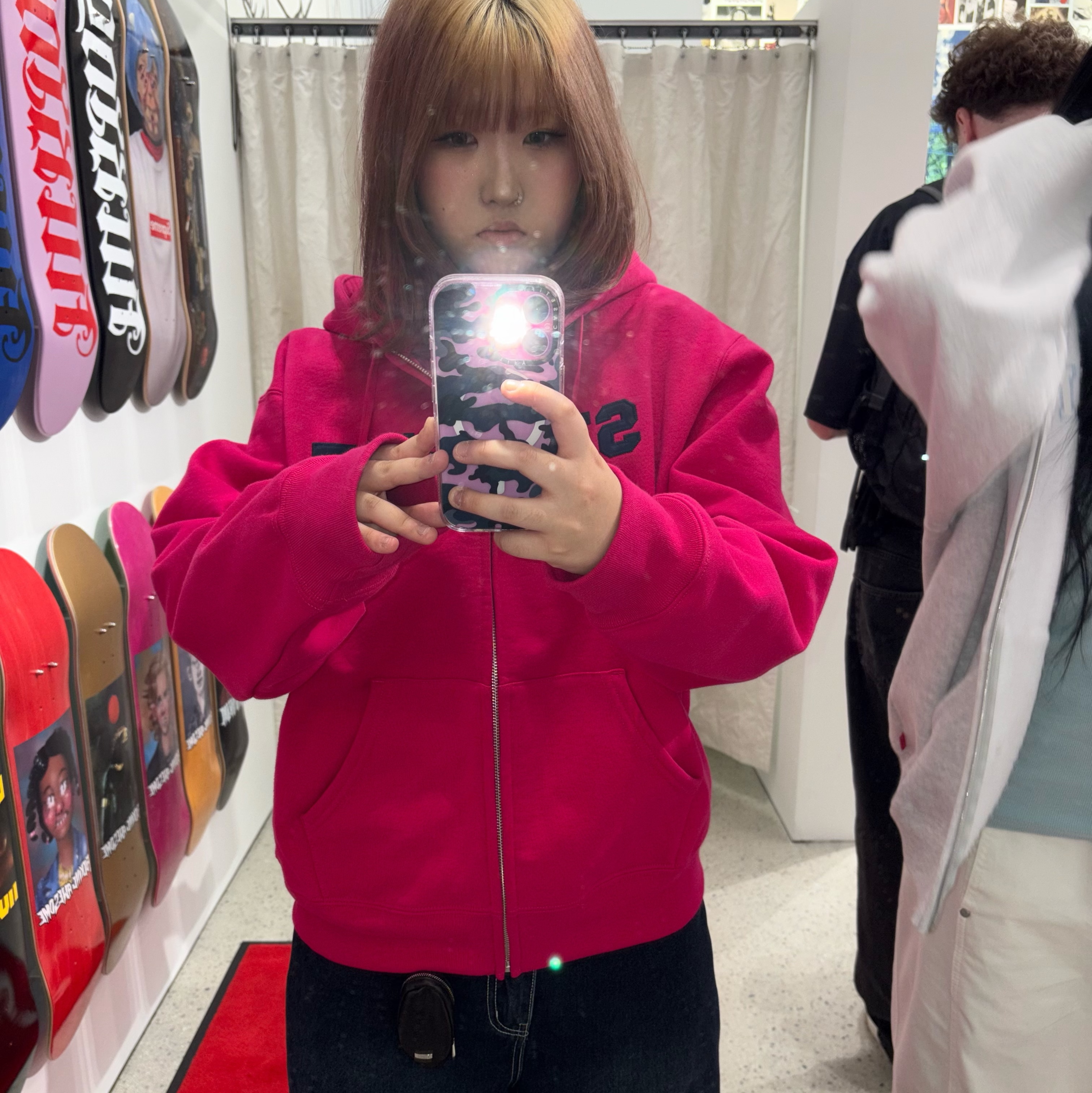 Supreme Collegiate Applique Zip Up Hooded Sweatshirt Fuchsia - 25FW 착용 스타일