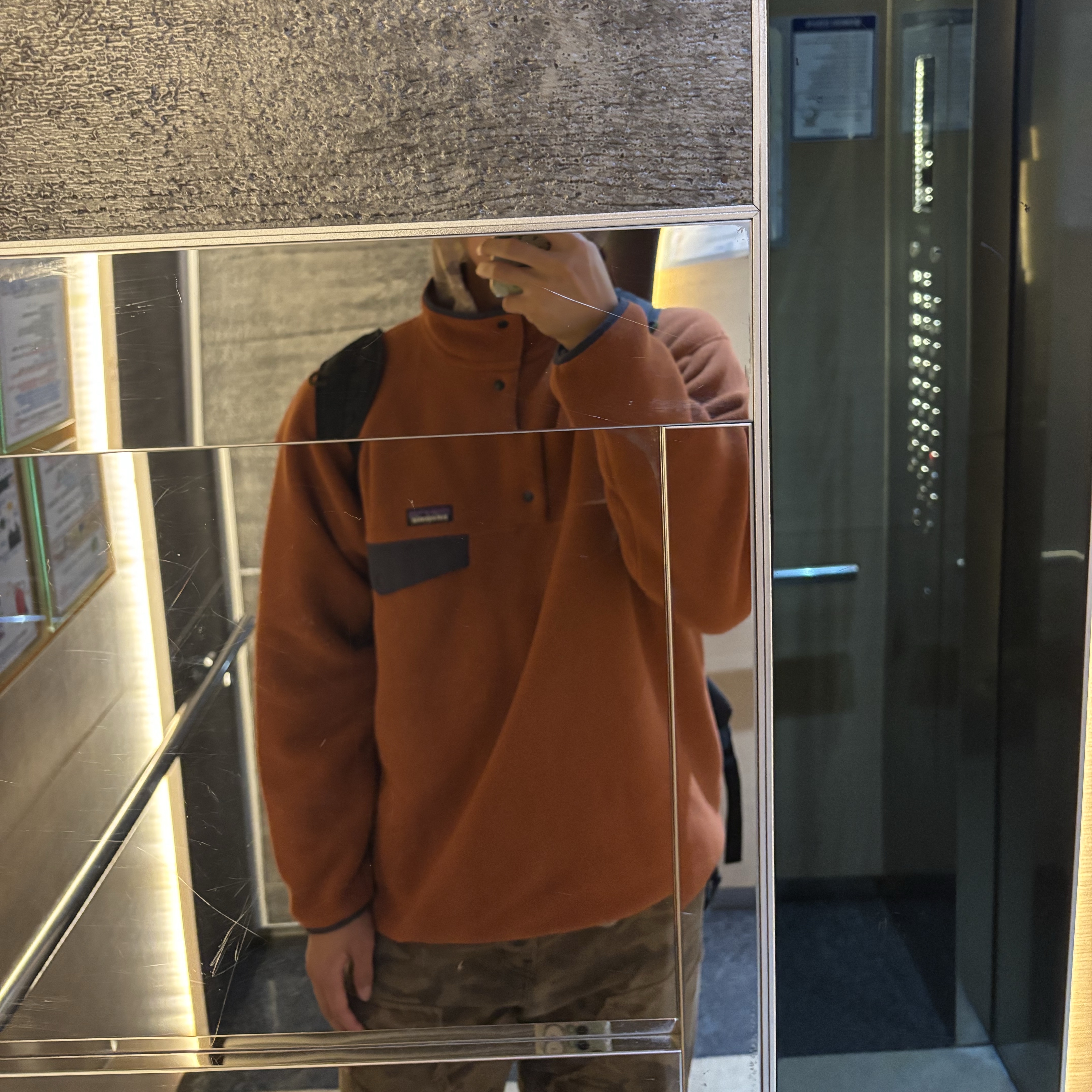 Patagonia Synchilla Snap-T Fleece Pullover Burnished Red 착용 스타일 - 1