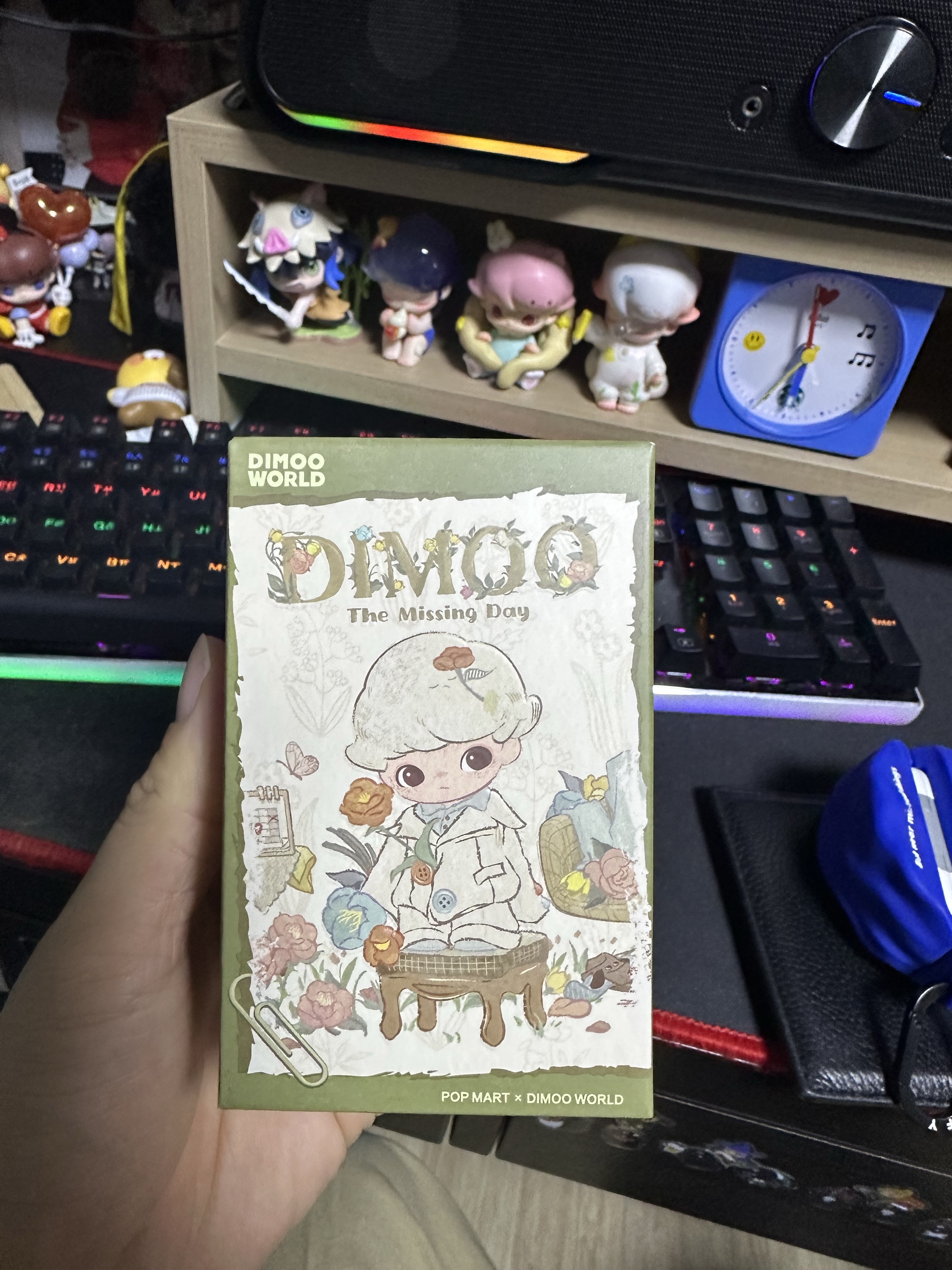 Pop Mart Dimoo The Missing Day Series Figures Sealed Case (1 Blind Box) 착용 스타일