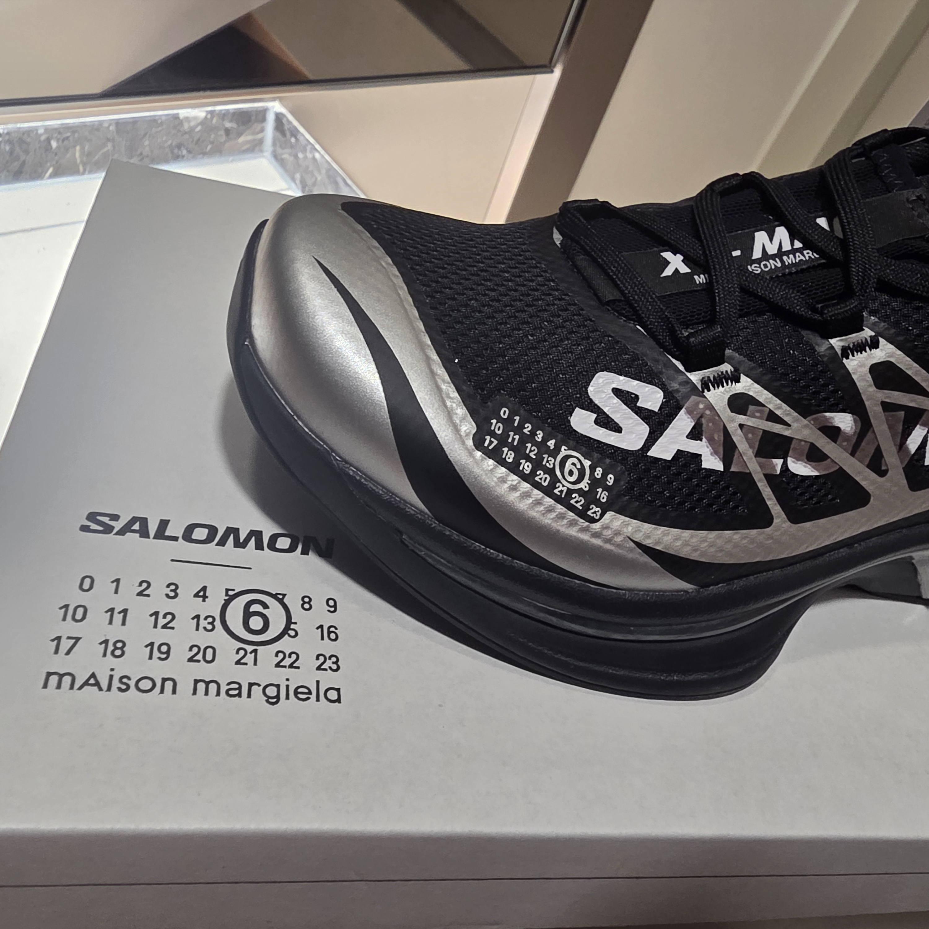 Salomon x MM6 Masion Margiela XT-MM6 Black Ftw Silver 착용 스타일