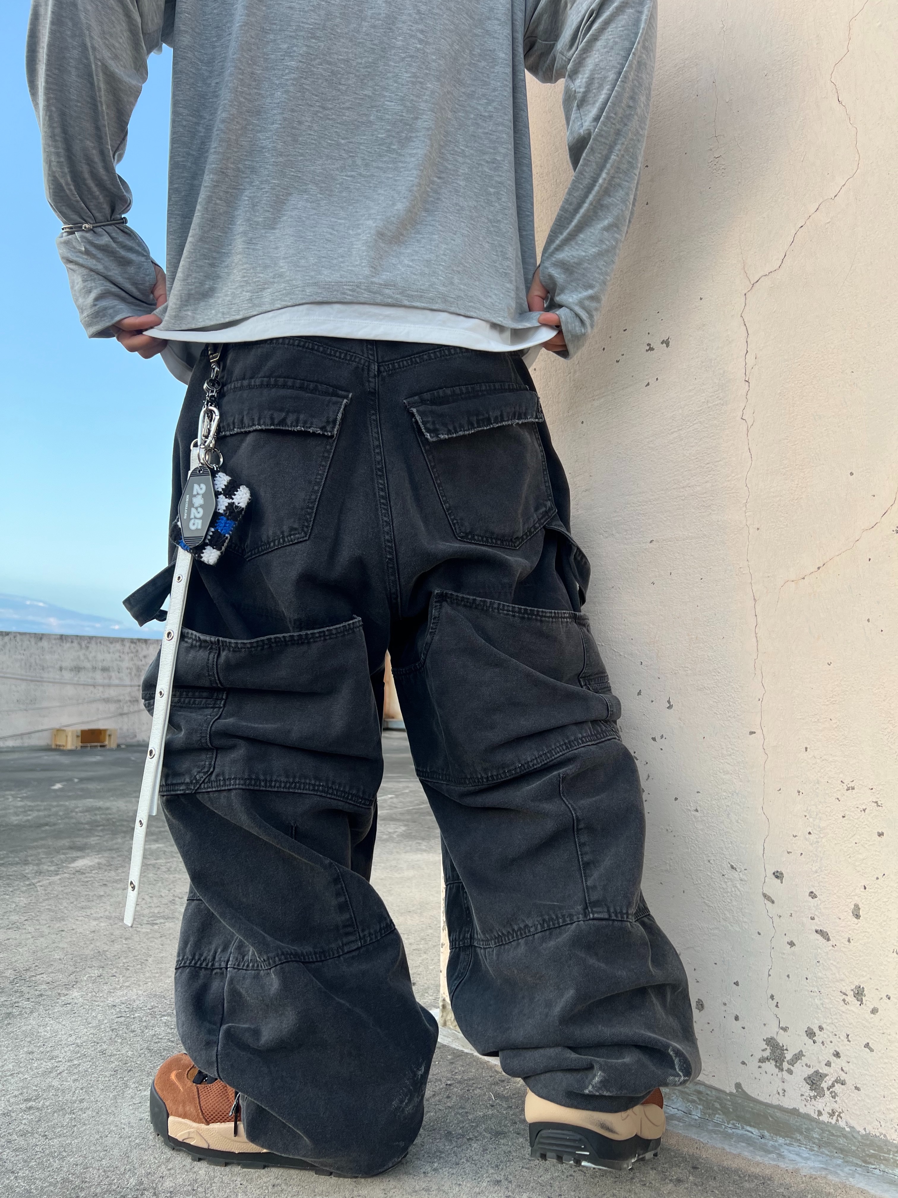 Nonnod Double knee cover pants Vintage black, Nike x Sacai Magmascape SP Pecan 착용 스타일 - 7