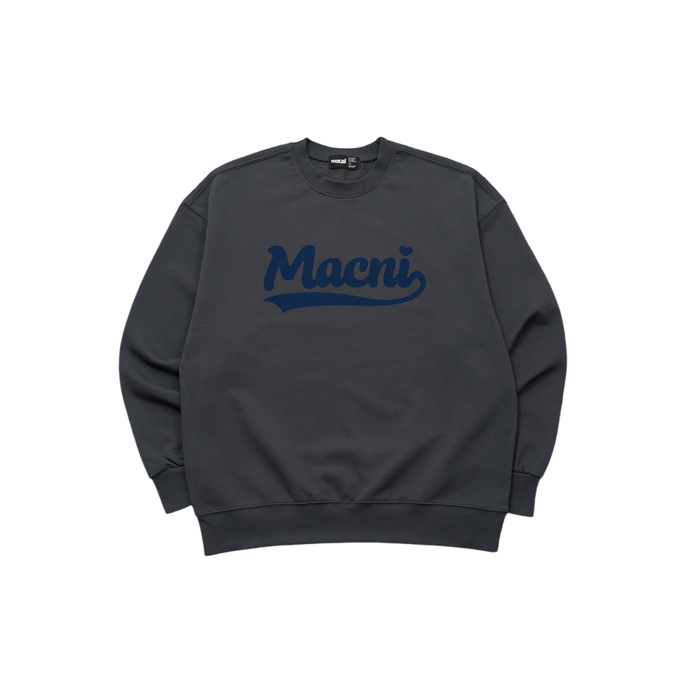 마크니 레트로 로고 스웻셔츠 차콜(MACNI Retro Logo Sweatshirt Charcoal)