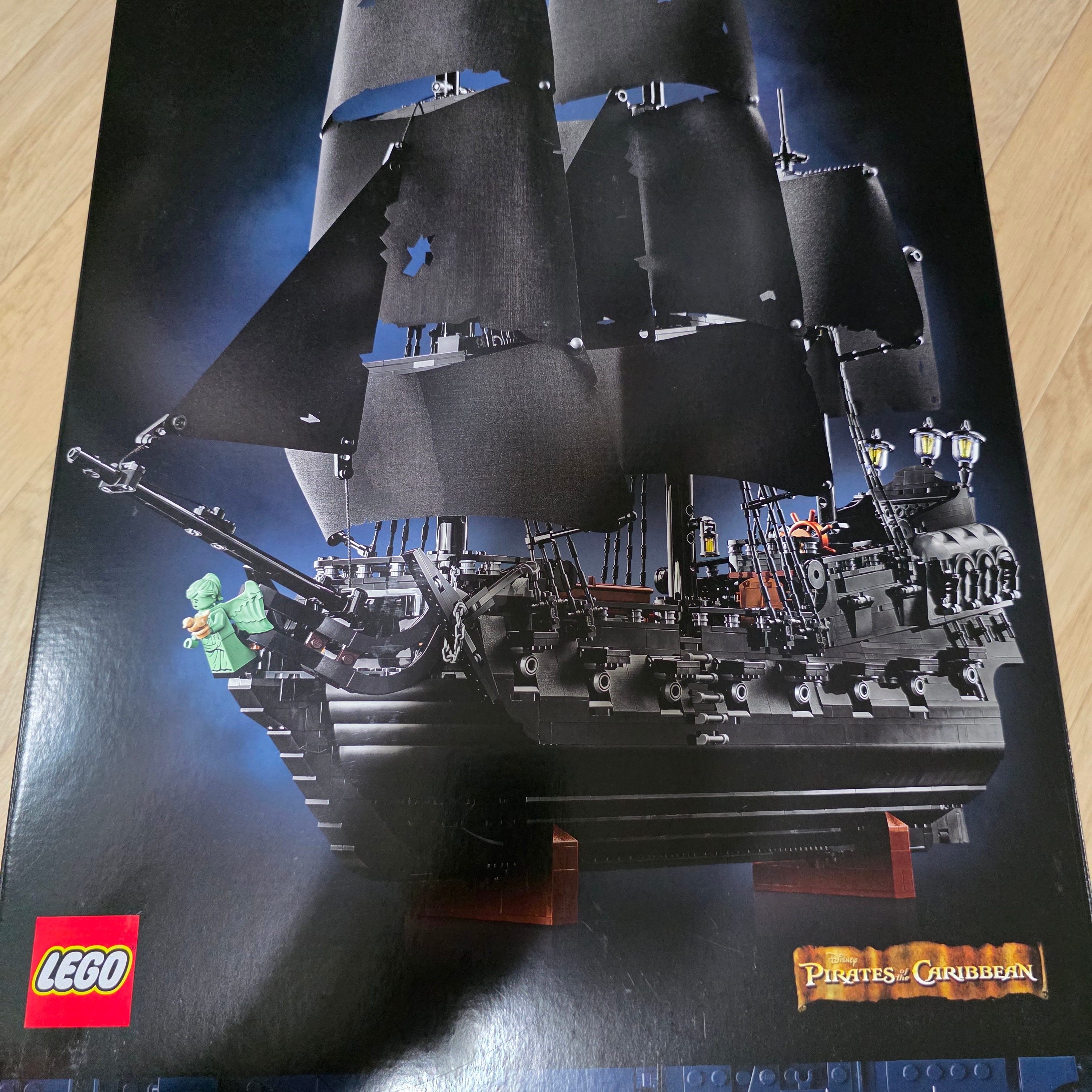 Lego Icons Captain Jack Sparrow's Pirate Ship 착용 스타일 - 1