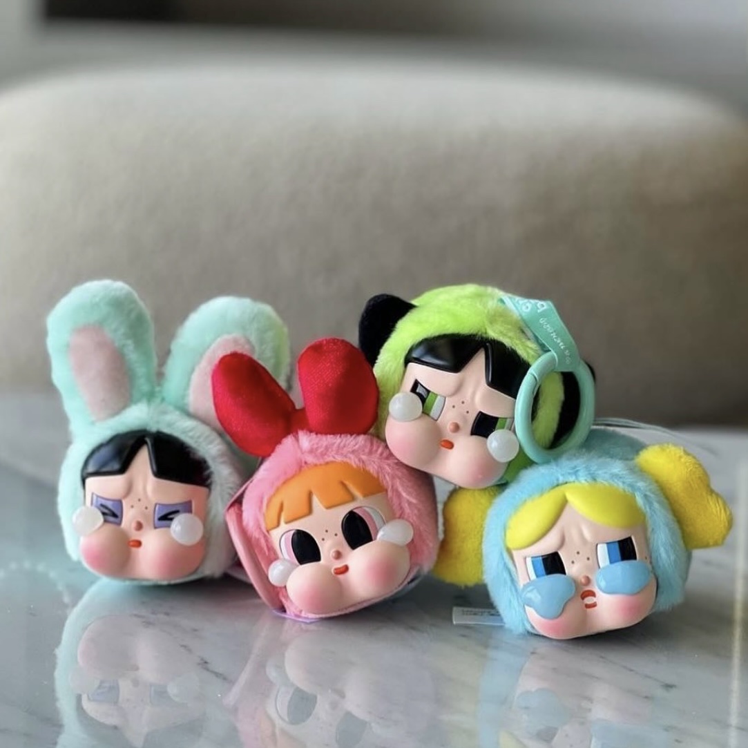 Pop Mart Crybaby x Powerpuff Girls Series Keyring Buttercup (Opened Case), Pop Mart Crybaby x Powerpuff Girls Series Keyring Bubbles (Opened Case) 착용 스타일