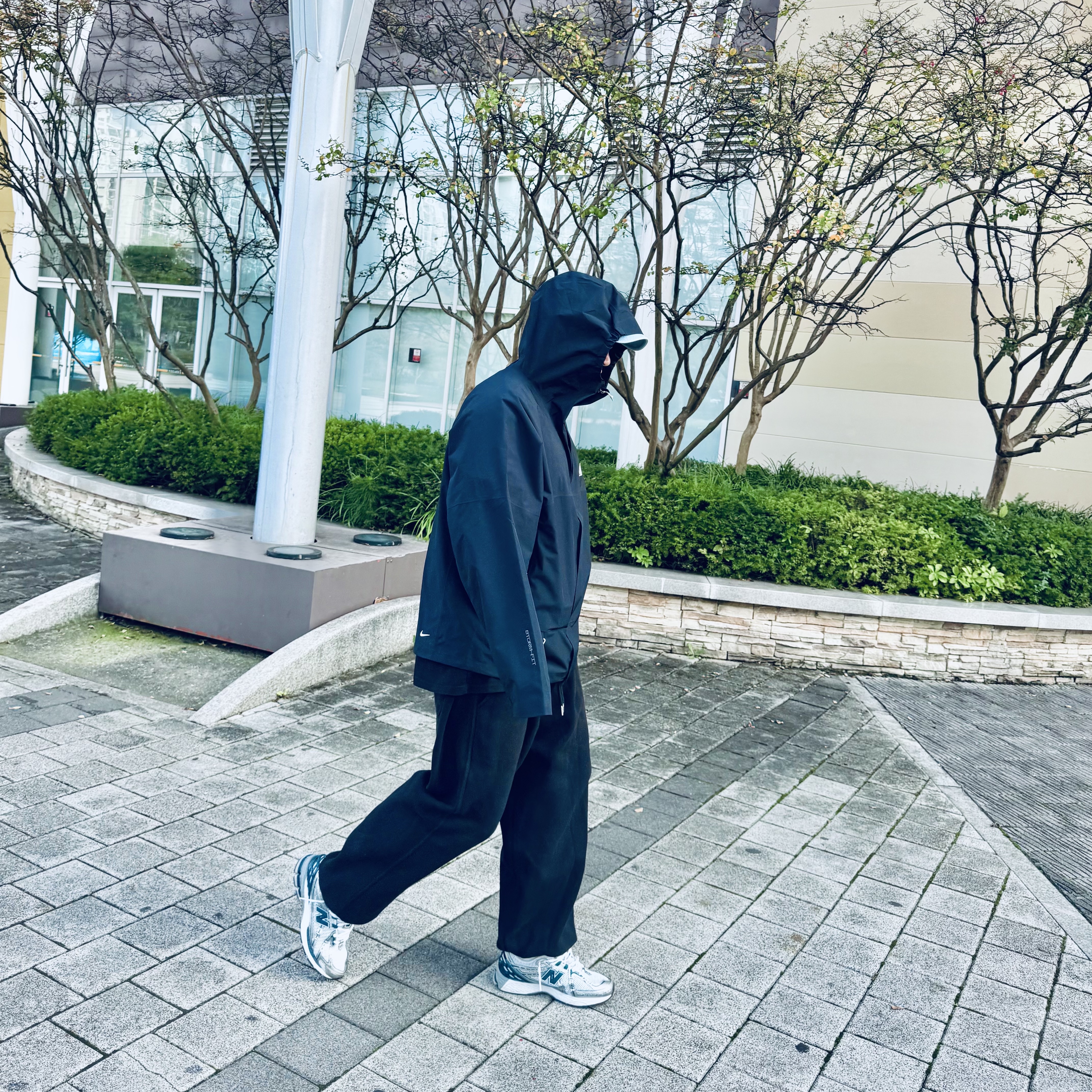 Undermycar Mu.03 Anti Fxxking Logo Play Oversized Sweat Jogger Black, New Balance 1906R Silver Metallic Deep Ocean 착용 스타일 - 4