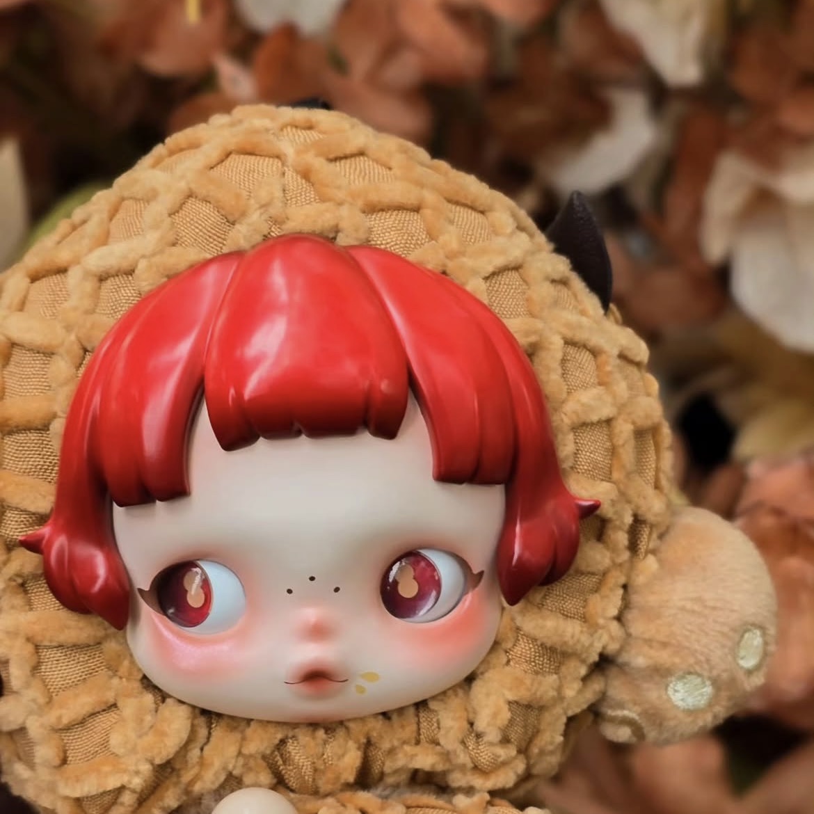 Pop Mart Skullpanda You Found Me ! Series Plush Doll Pendant Pranky Peanut (Opened Case) 착용 스타일