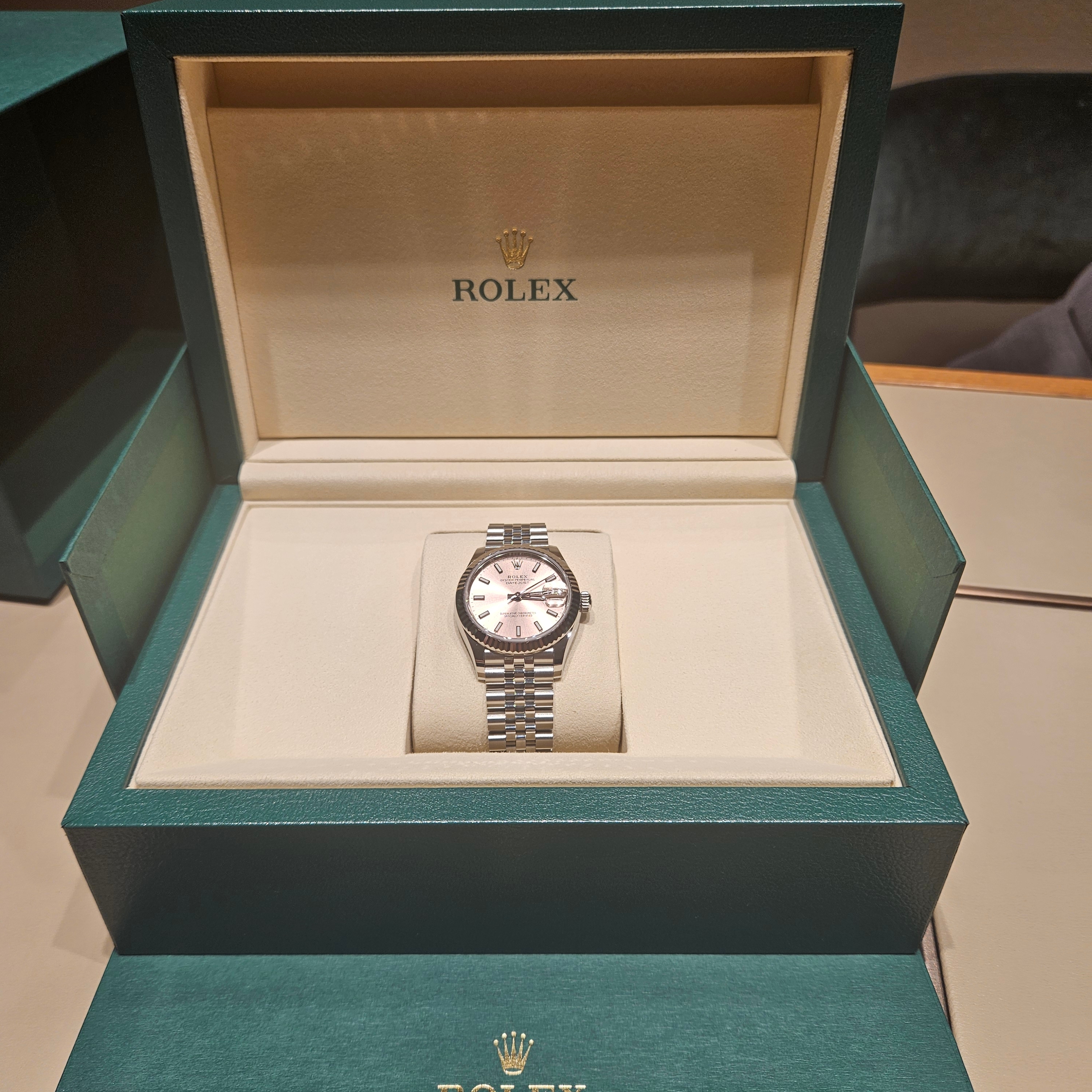 Rolex Datejust 31mm 278274 Pink Jubilee 착용 스타일