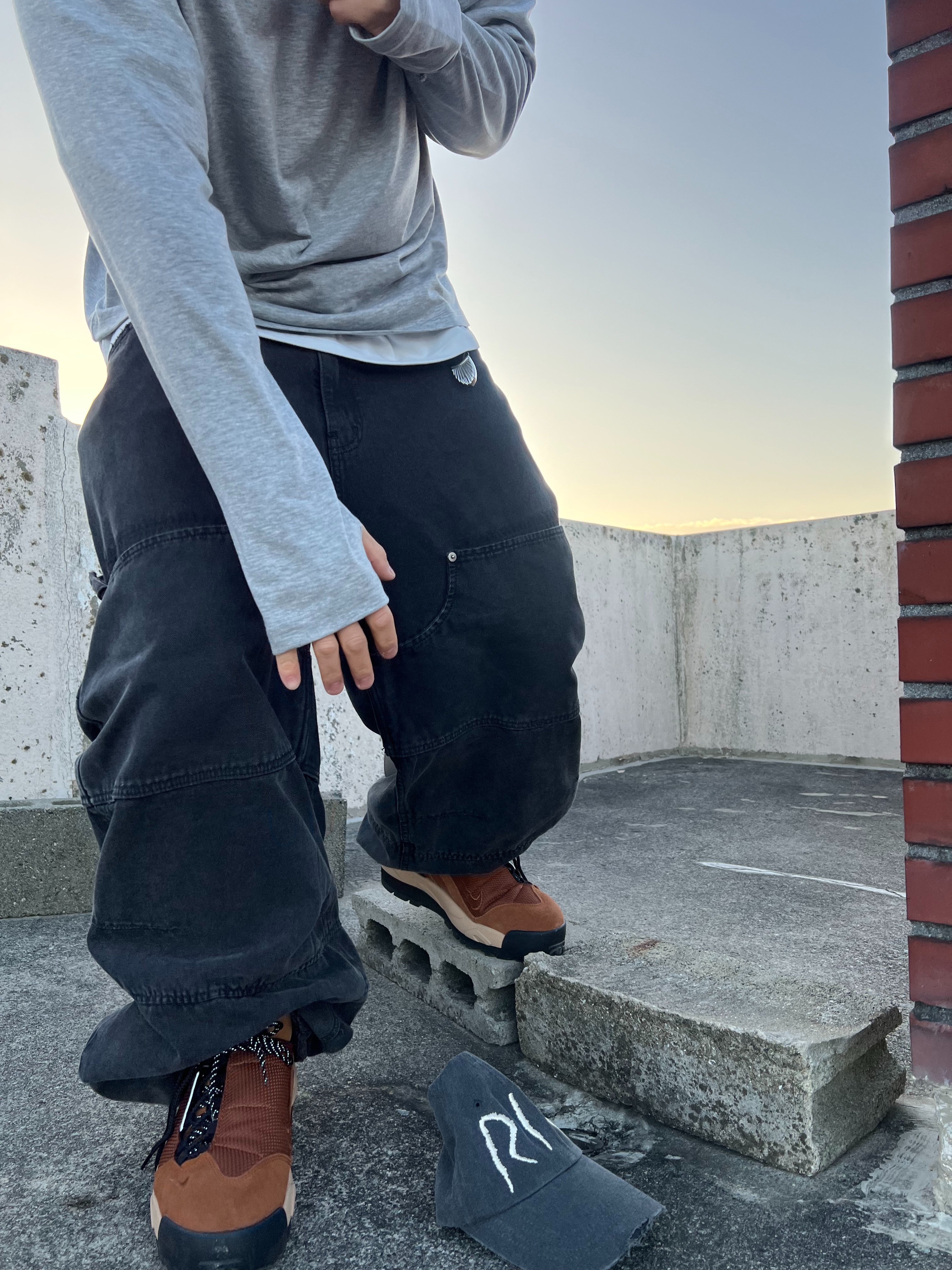 Nonnod Double knee cover pants Vintage black, Nike x Sacai Magmascape SP Pecan 착용 스타일 - 8