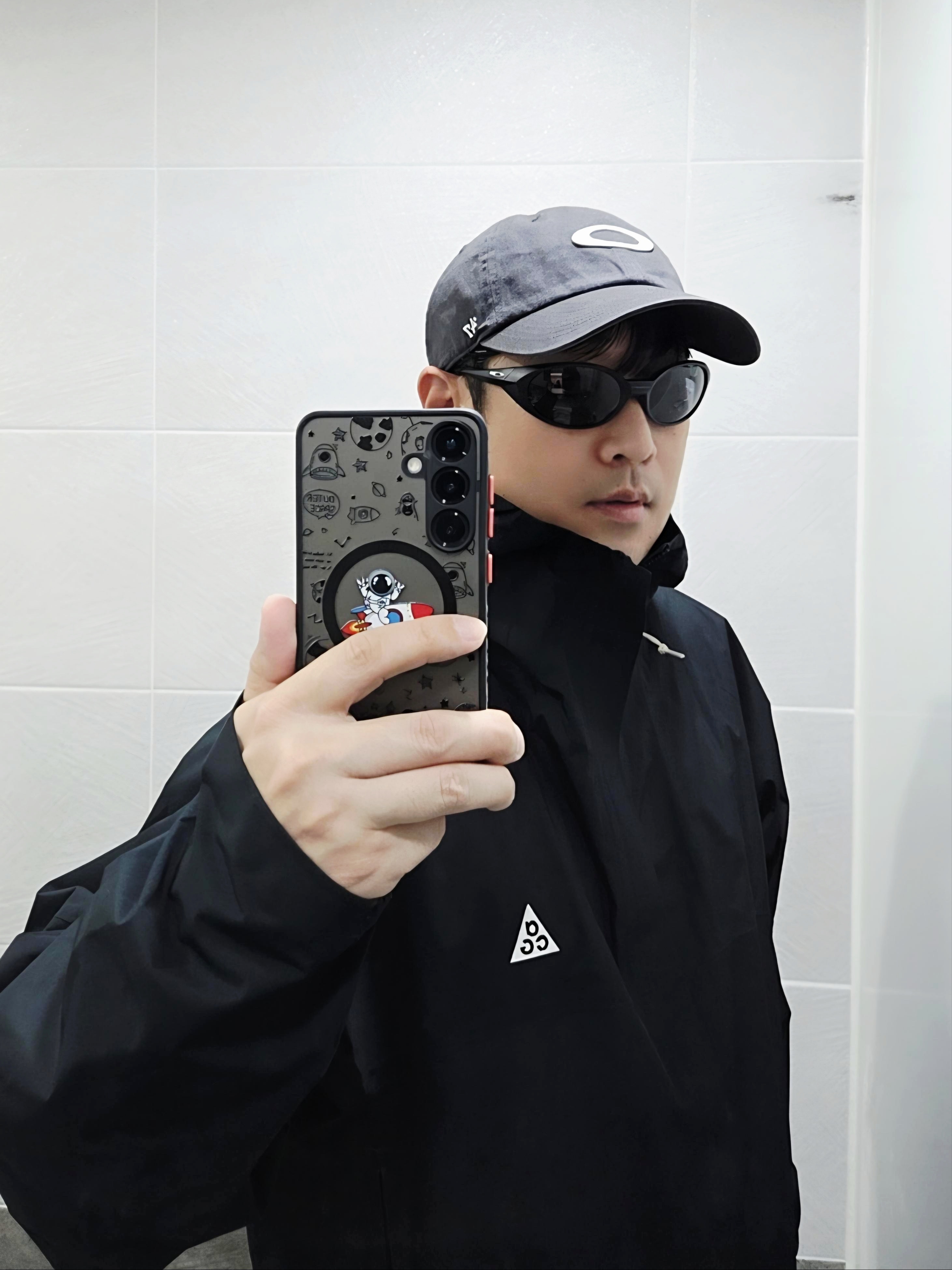 Oakley Eye Jacket Redux Matte Black Frame Prizm Grey Lenses High Bridge Fit, Oakley Remix Dad Hat Blackout 착용 스타일