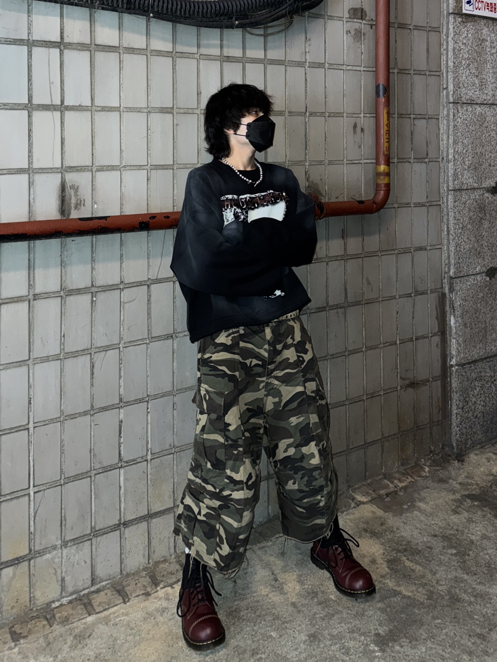 qAp Baby Crewneck Black, Project G/R 3-Quarter Convertible Cargo Shorts Came 착용 스타일 - 3