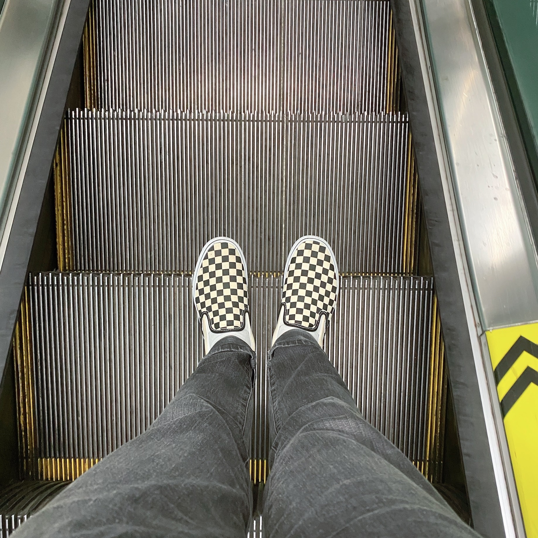 Vans Classic Slip-On Platform Checkerboard 착용 스타일