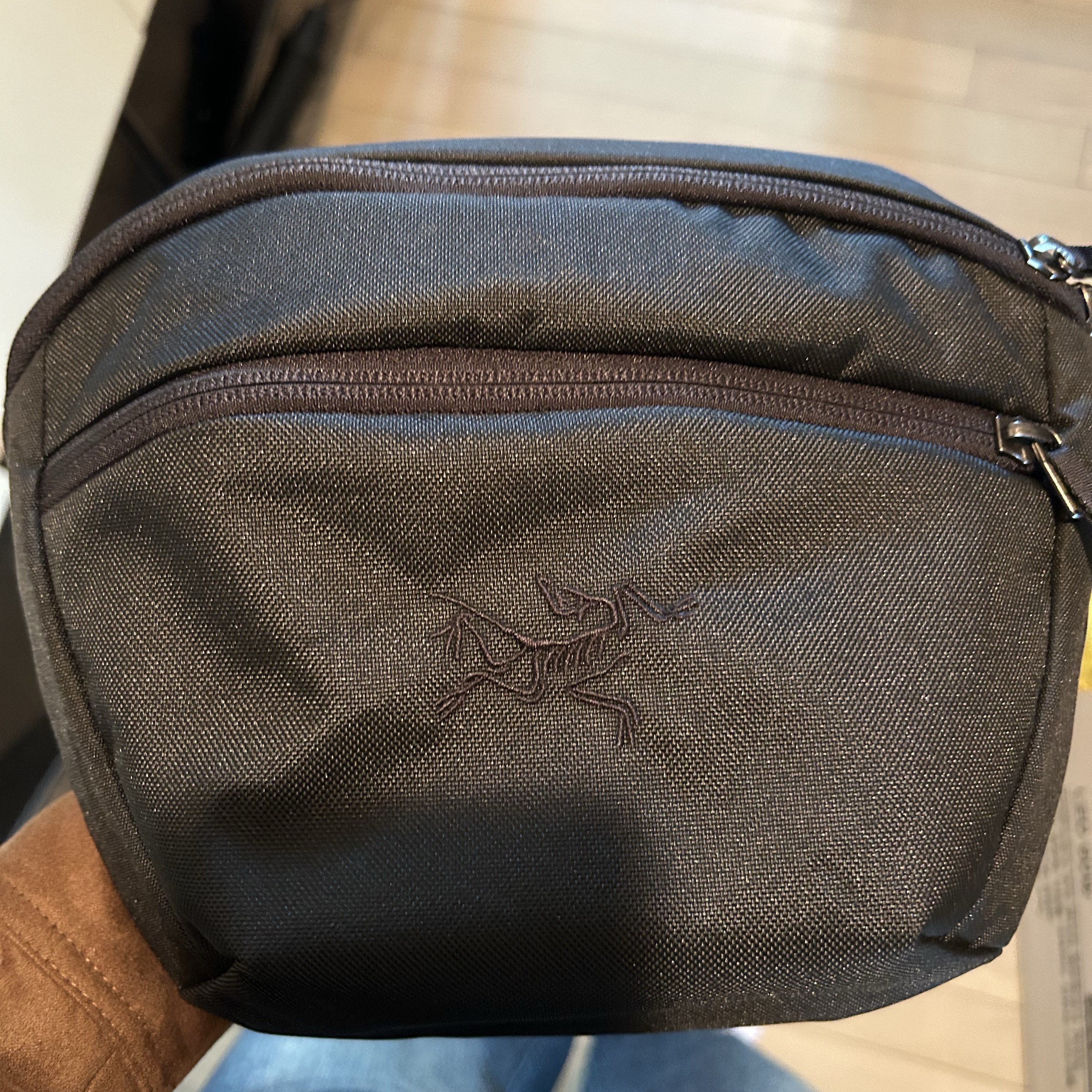 Arc'teryx Mantis 2 Waistpack Black II 착용 스타일 - 2