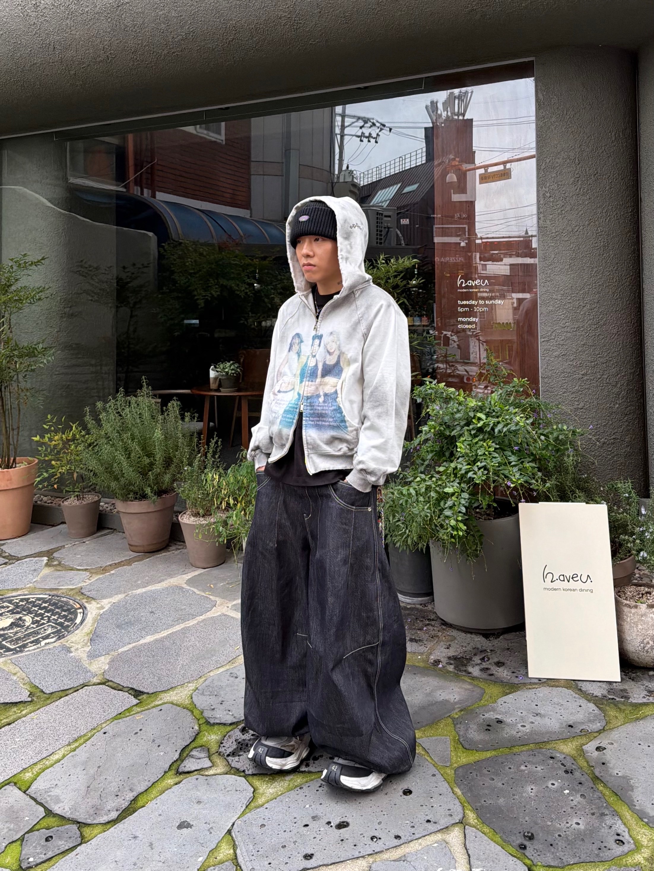 [트리플적립] PACOSPLY Dolly Dirty Zip Up Hoodie Dirty White, Balenciaga Cargo Sneakers White Grey 착용 스타일 - 6
