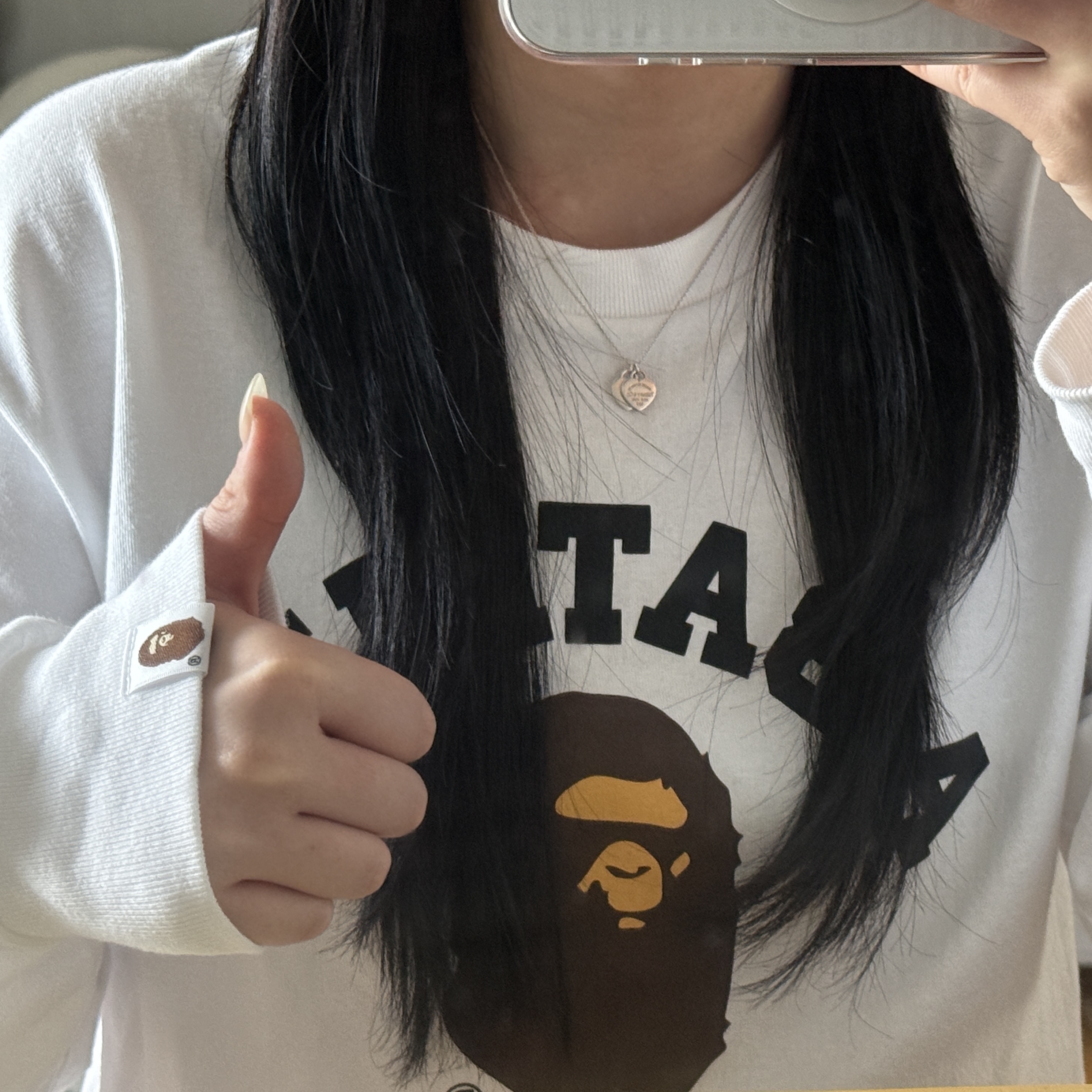 BAPE College L/S T-Shirt White, Tiffany & Co. Return To Tiffany Double Heart Pendant Silver 착용 스타일